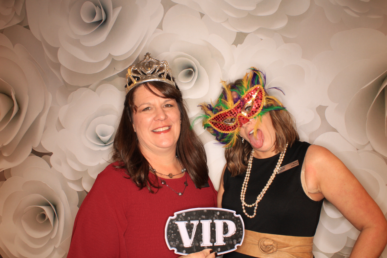 Purse-a-Palooza | View more photos from the event at gallery.photoboothbillings.com/u/PhotoBoothBillings/Purse-a-Palooza