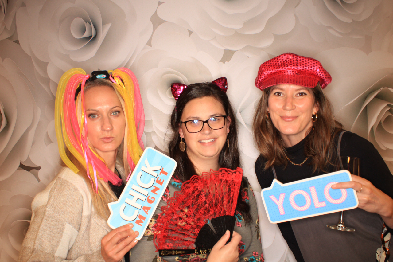 Purse-a-Palooza | View more photos from the event at gallery.photoboothbillings.com/u/PhotoBoothBillings/Purse-a-Palooza