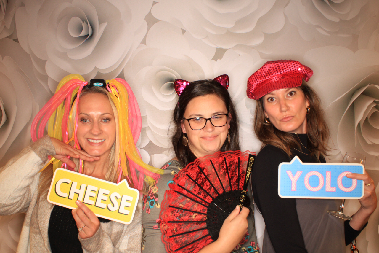 Purse-a-Palooza | View more photos from the event at gallery.photoboothbillings.com/u/PhotoBoothBillings/Purse-a-Palooza
