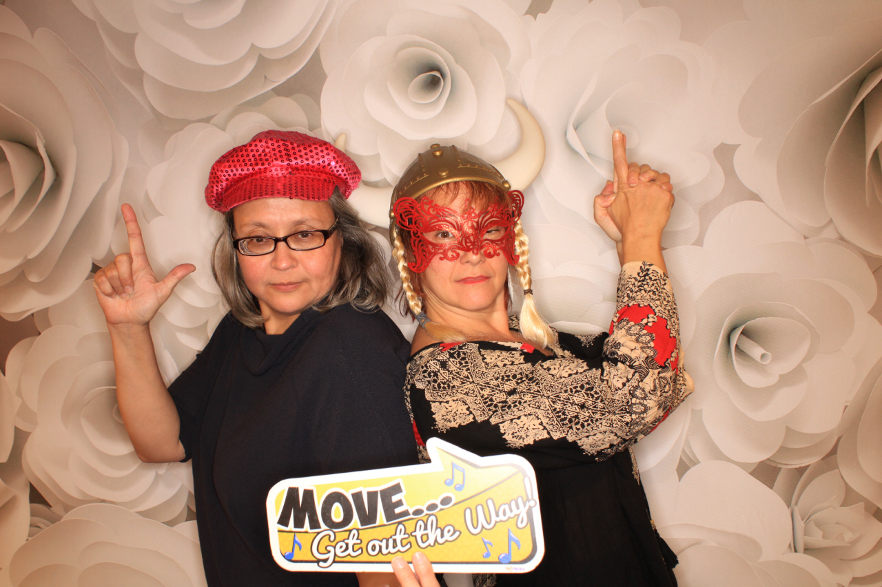 Purse-a-Palooza | View more photos from the event at gallery.photoboothbillings.com/u/PhotoBoothBillings/Purse-a-Palooza