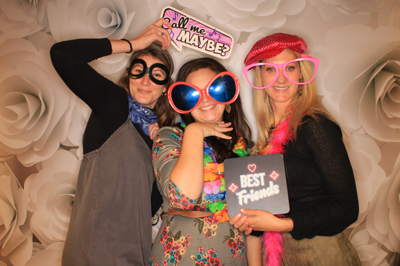 Purse-a-Palooza | View more photos from the event at gallery.photoboothbillings.com/u/PhotoBoothBillings/Purse-a-Palooza