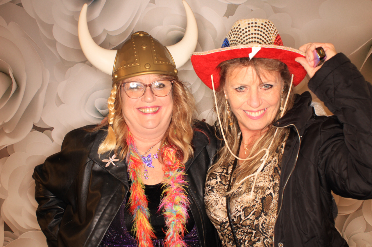Purse-a-Palooza | View more photos from the event at gallery.photoboothbillings.com/u/PhotoBoothBillings/Purse-a-Palooza