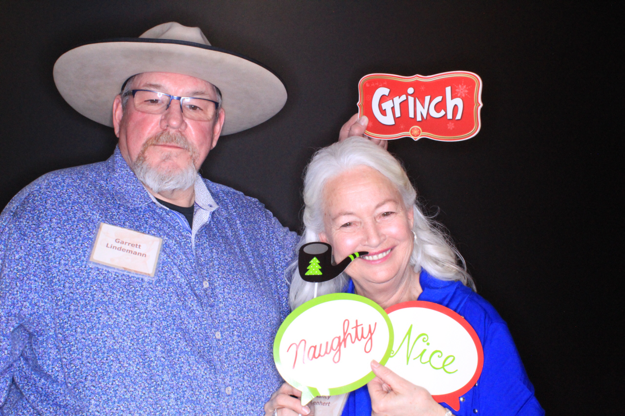Ramaco Holiday Party | View more photos from the event at gallery.photoboothbillings.com/u/PhotoBoothBillings/Ramaco-Holiday-Party
