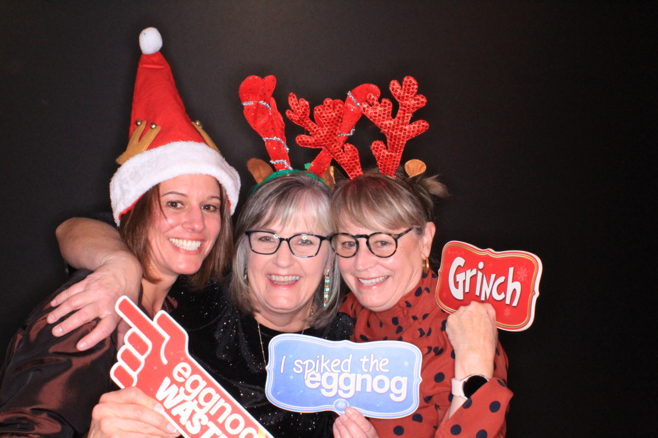 Ramaco Holiday Party | View more photos from the event at gallery.photoboothbillings.com/u/PhotoBoothBillings/Ramaco-Holiday-Party