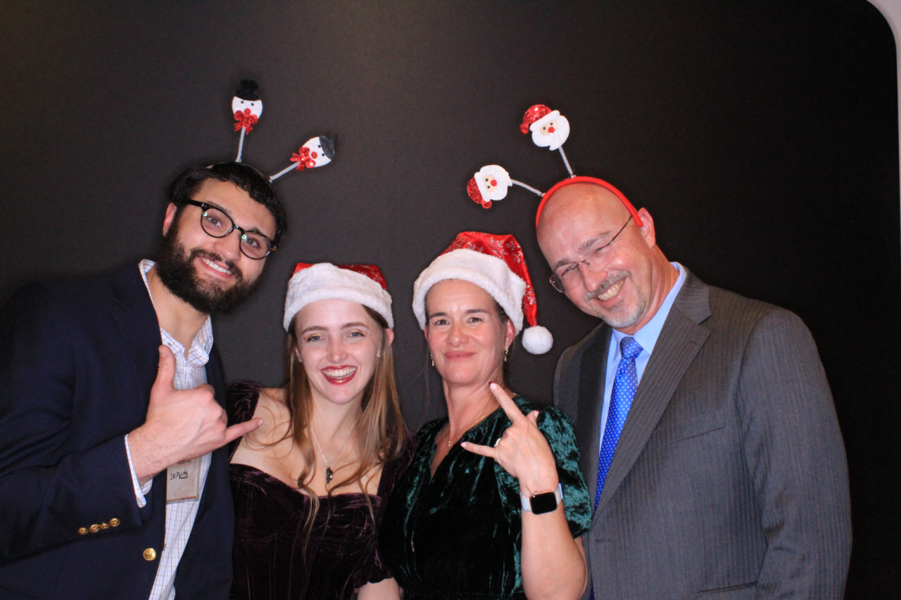 Ramaco Holiday Party | View more photos from the event at gallery.photoboothbillings.com/u/PhotoBoothBillings/Ramaco-Holiday-Party