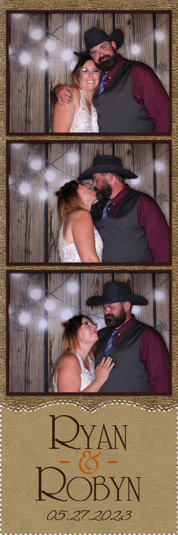 Robyn and Ryan | View more photos from the event at gallery.photoboothbillings.com/u/PhotoBoothBillings/Robyn-and-Ryan