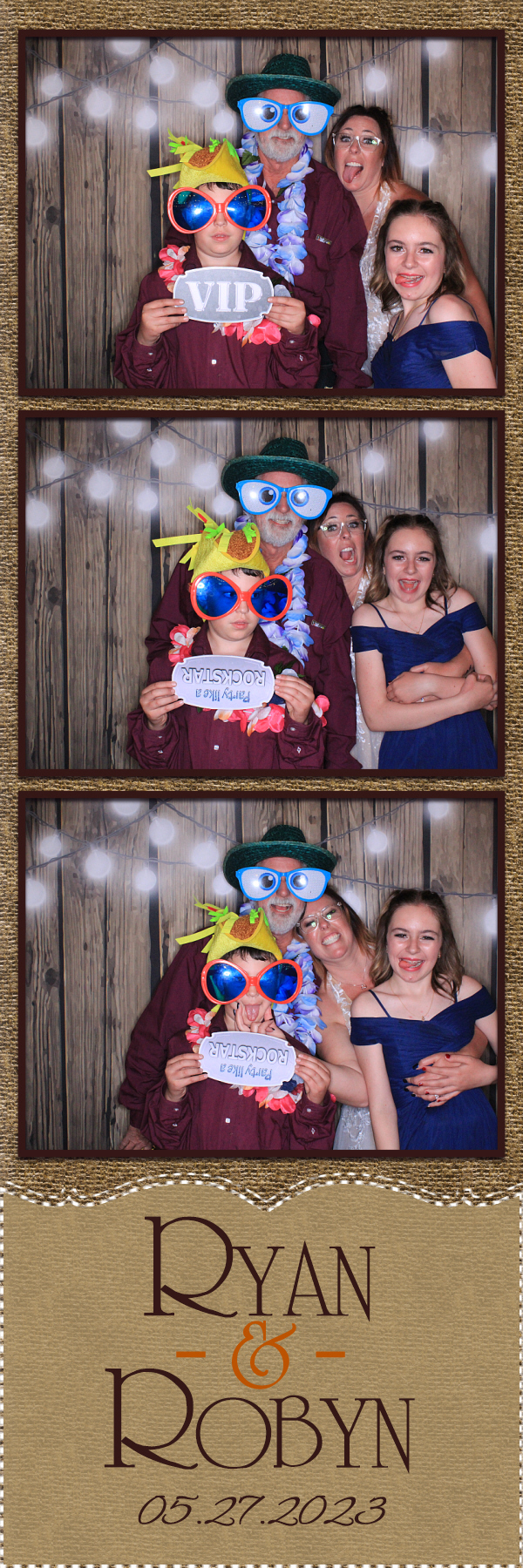 Robyn and Ryan | View more photos from the event at gallery.photoboothbillings.com/u/PhotoBoothBillings/Robyn-and-Ryan