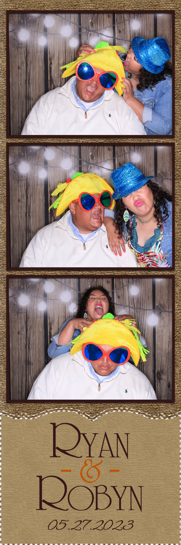 Robyn and Ryan | View more photos from the event at gallery.photoboothbillings.com/u/PhotoBoothBillings/Robyn-and-Ryan