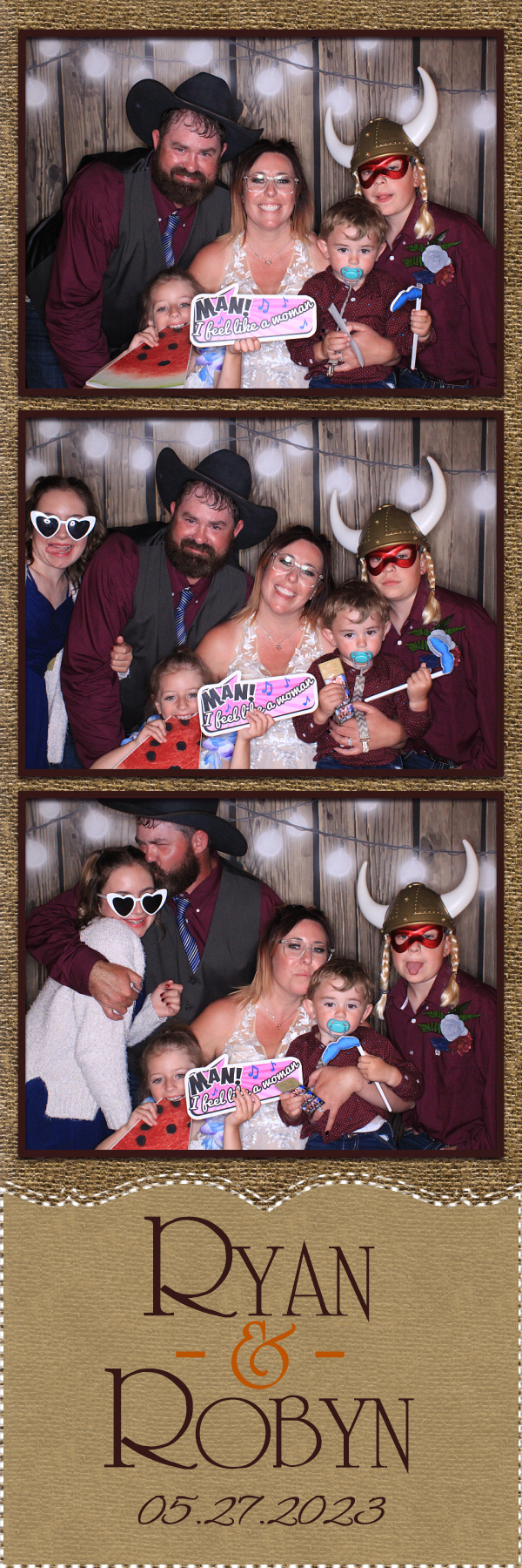 Robyn and Ryan | View more photos from the event at gallery.photoboothbillings.com/u/PhotoBoothBillings/Robyn-and-Ryan