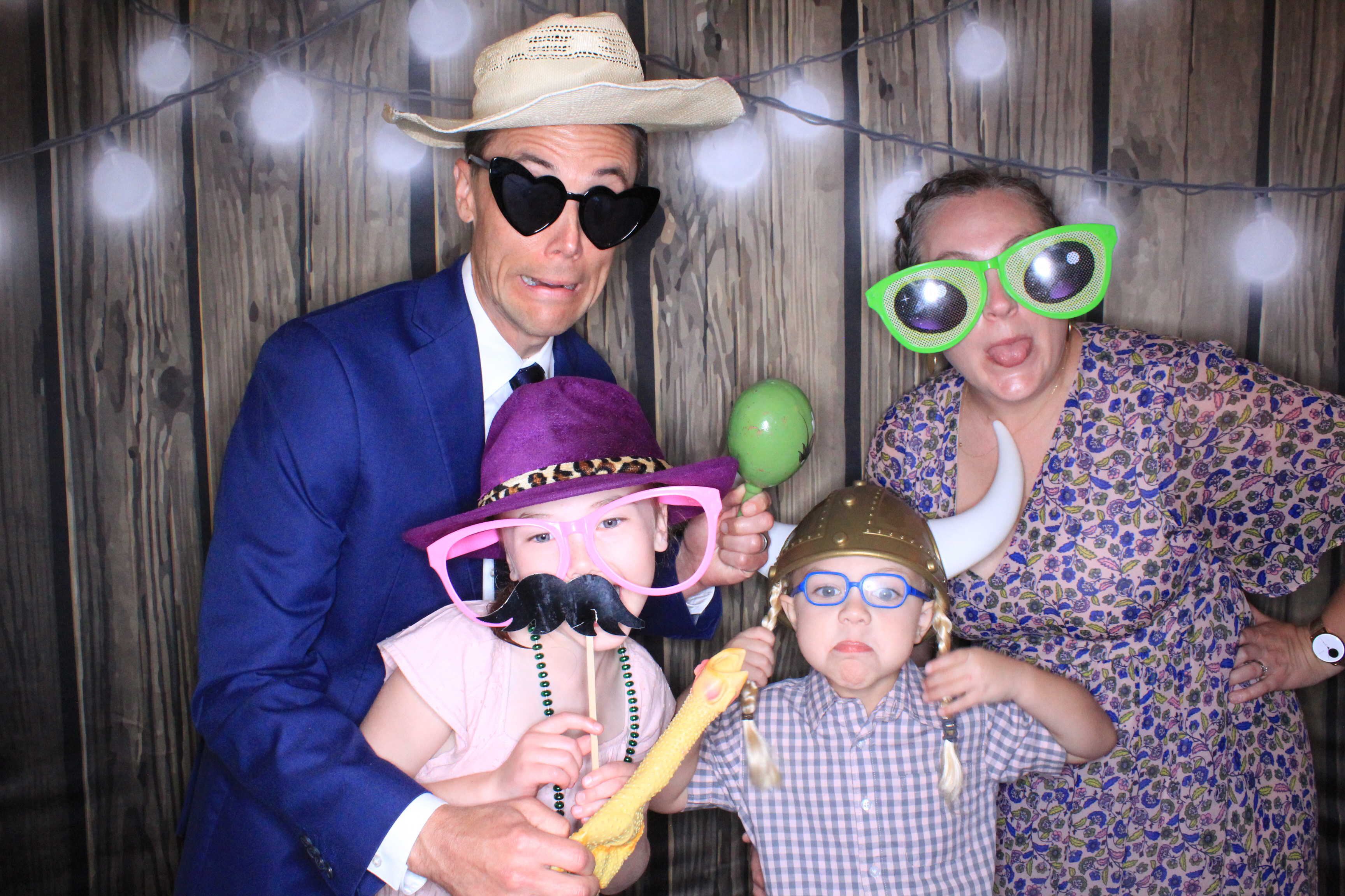 The Baetens Wedding | View more photos from the event at gallery.photoboothbillings.com/u/PhotoBoothBillings/The-Baetens-Wedding