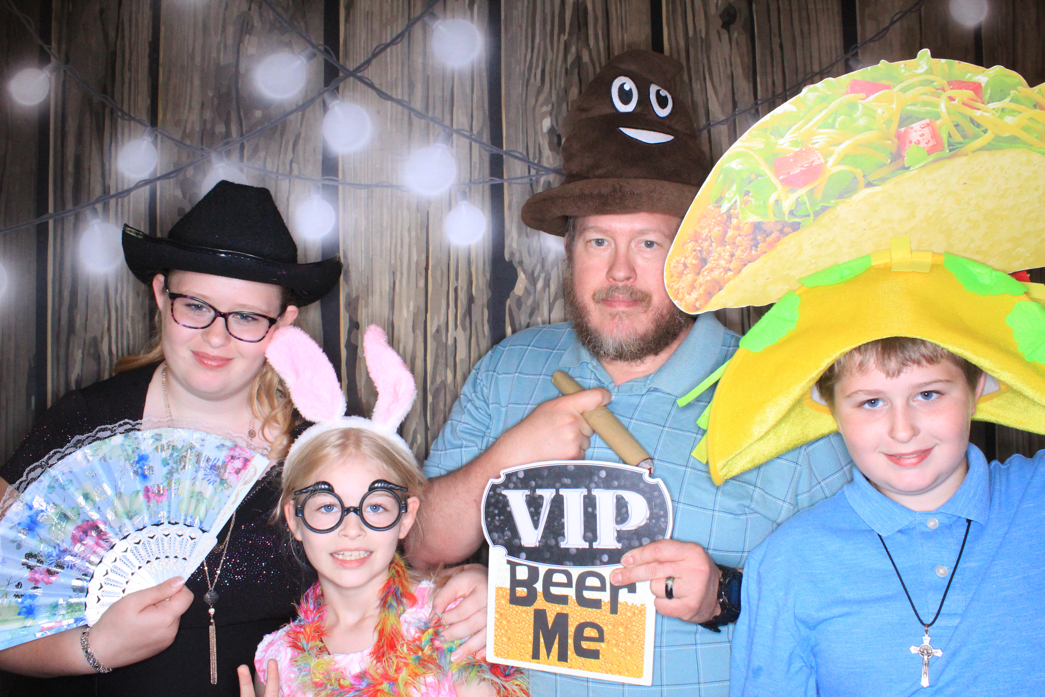 The Baetens Wedding | View more photos from the event at gallery.photoboothbillings.com/u/PhotoBoothBillings/The-Baetens-Wedding