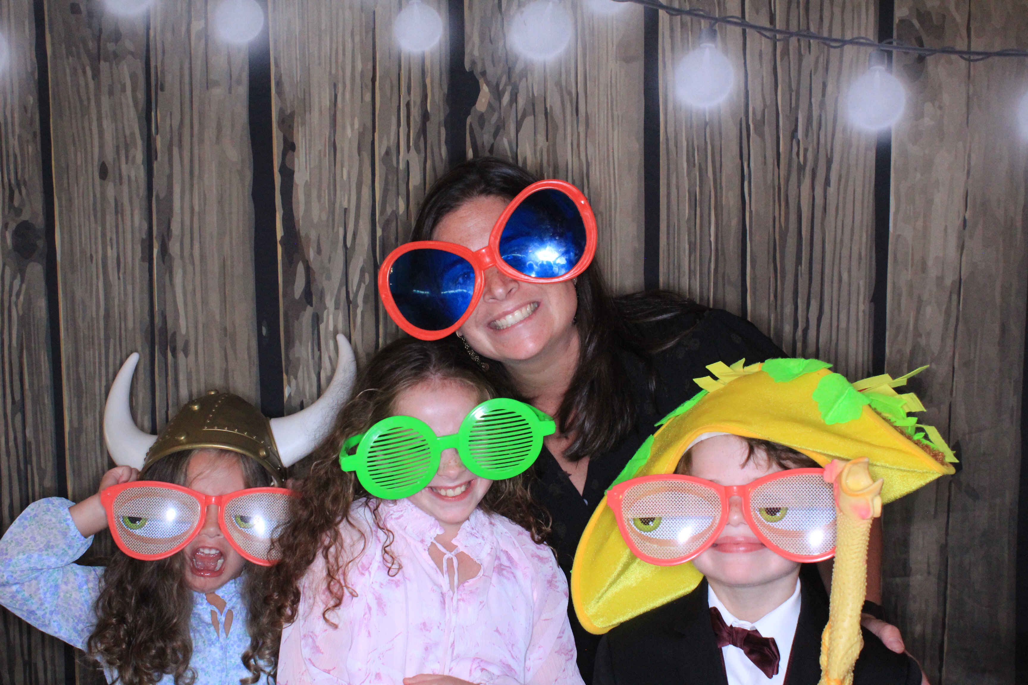 The Baetens Wedding | View more photos from the event at gallery.photoboothbillings.com/u/PhotoBoothBillings/The-Baetens-Wedding