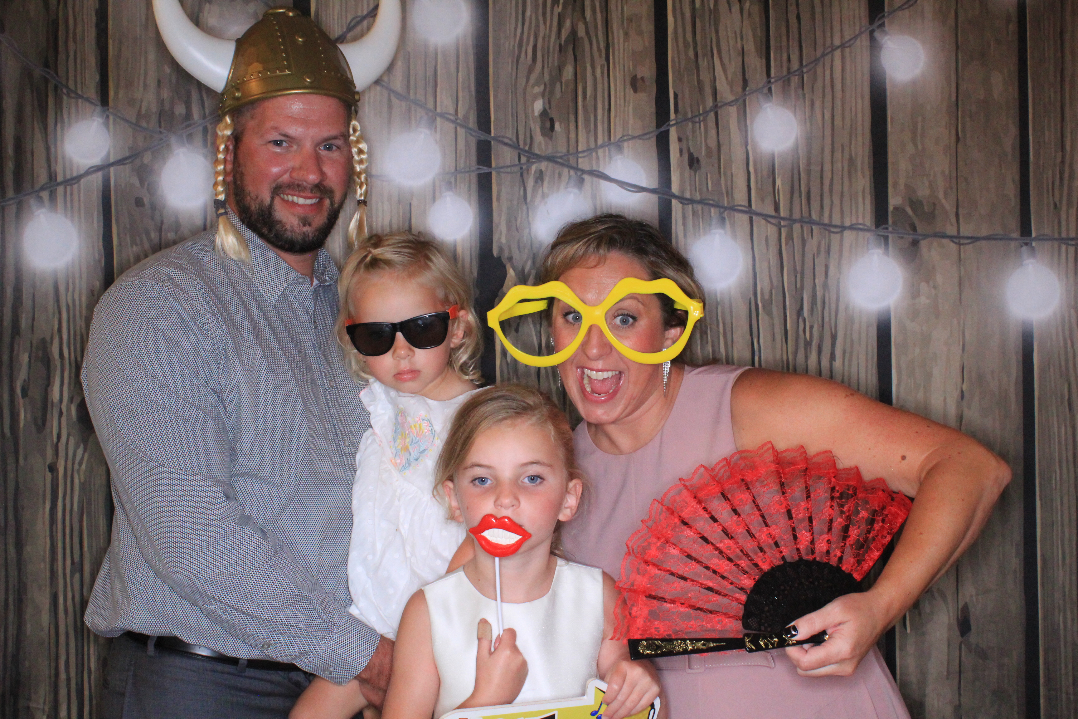 The Baetens Wedding | View more photos from the event at gallery.photoboothbillings.com/u/PhotoBoothBillings/The-Baetens-Wedding