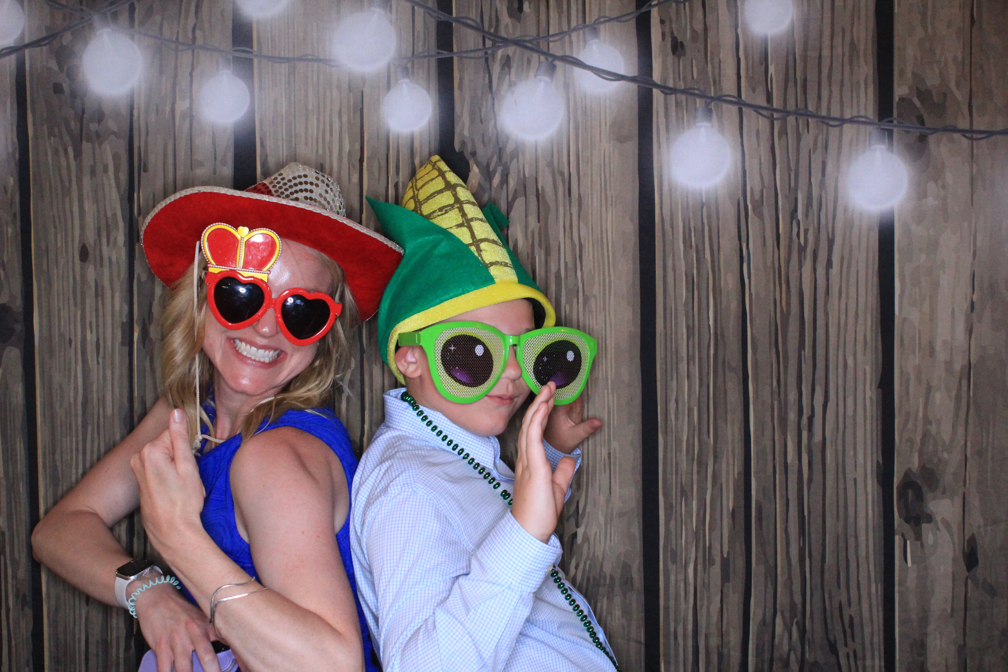 The Baetens Wedding | View more photos from the event at gallery.photoboothbillings.com/u/PhotoBoothBillings/The-Baetens-Wedding
