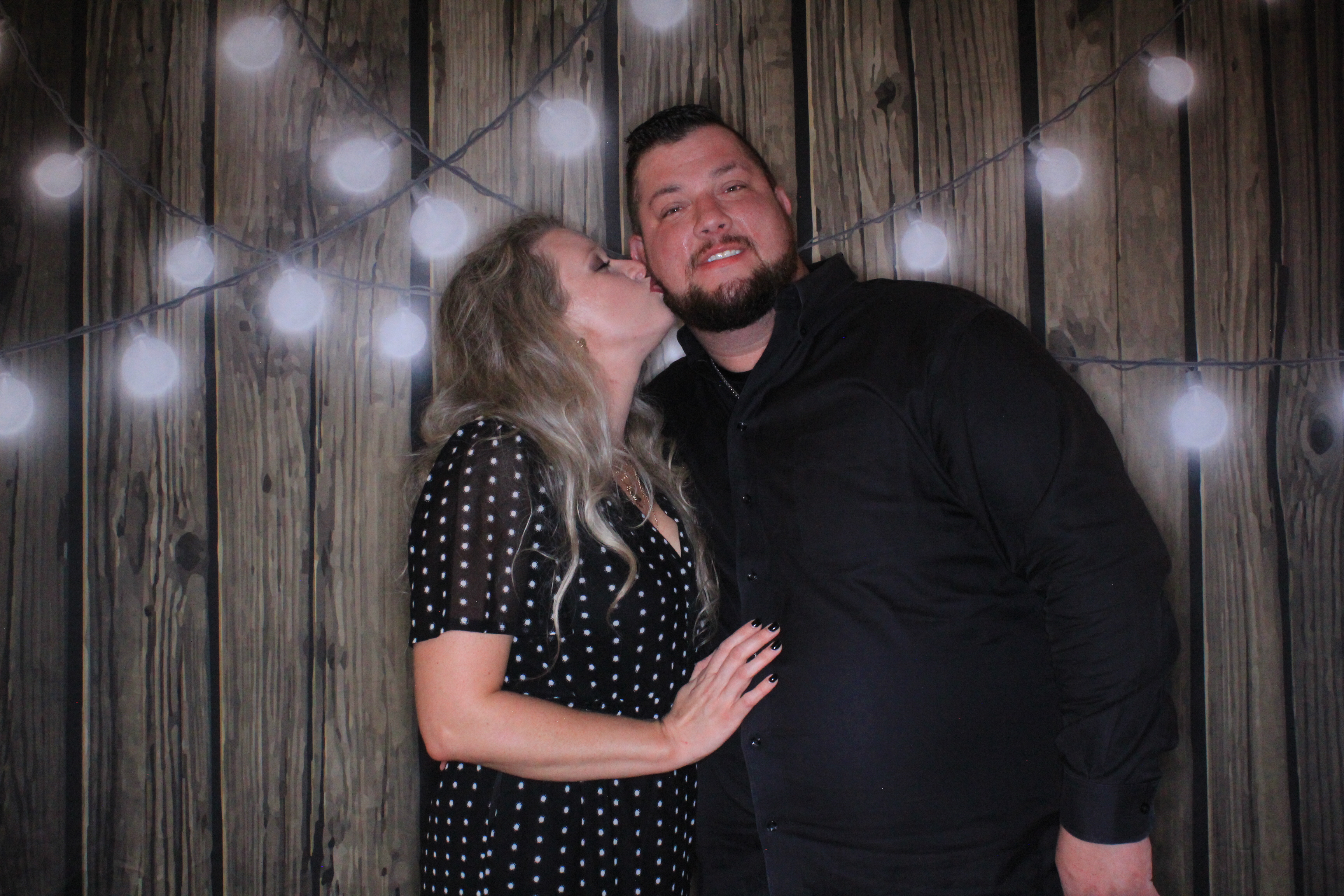 The Baetens Wedding | View more photos from the event at gallery.photoboothbillings.com/u/PhotoBoothBillings/The-Baetens-Wedding