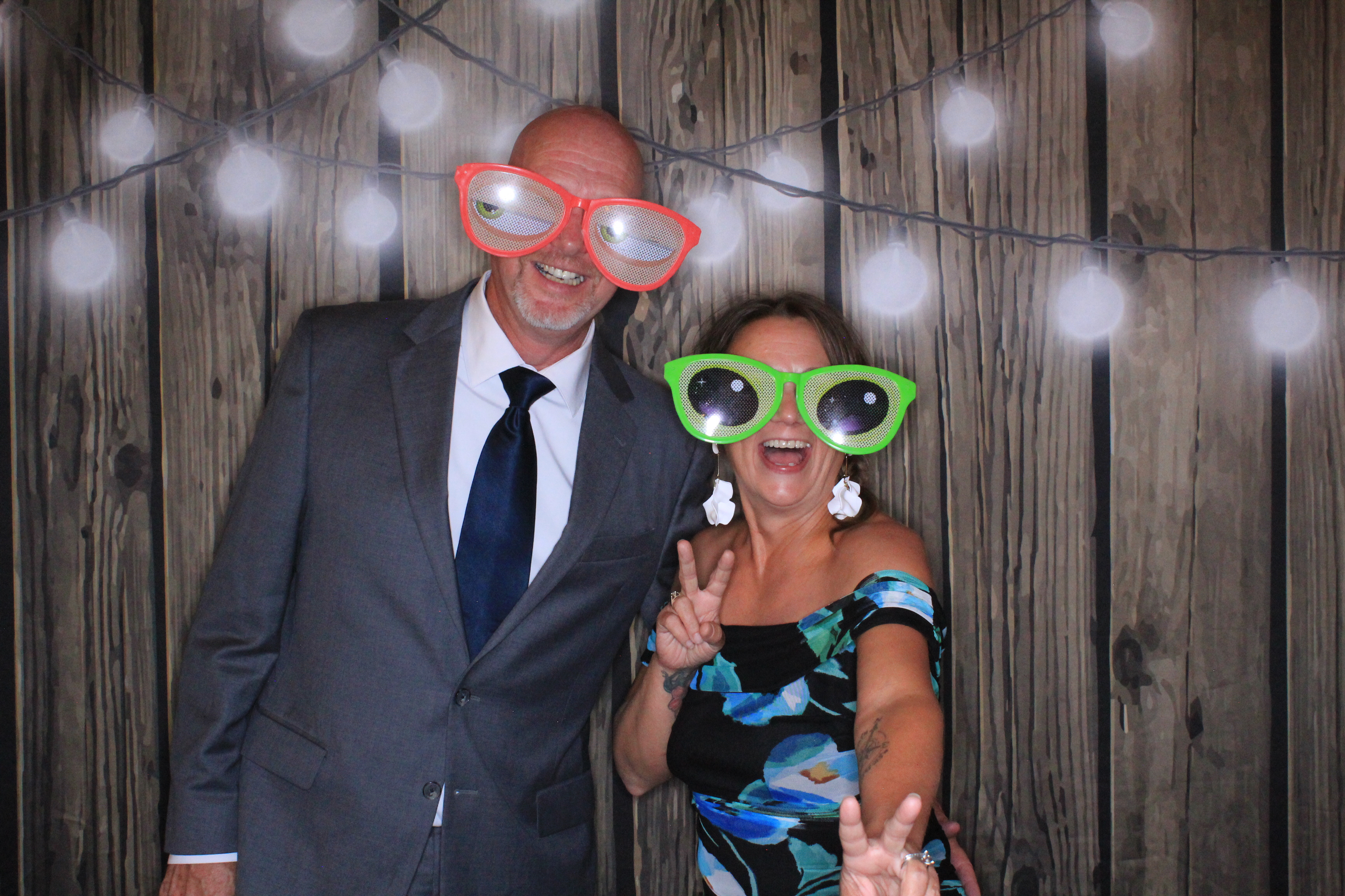 The Baetens Wedding | View more photos from the event at gallery.photoboothbillings.com/u/PhotoBoothBillings/The-Baetens-Wedding