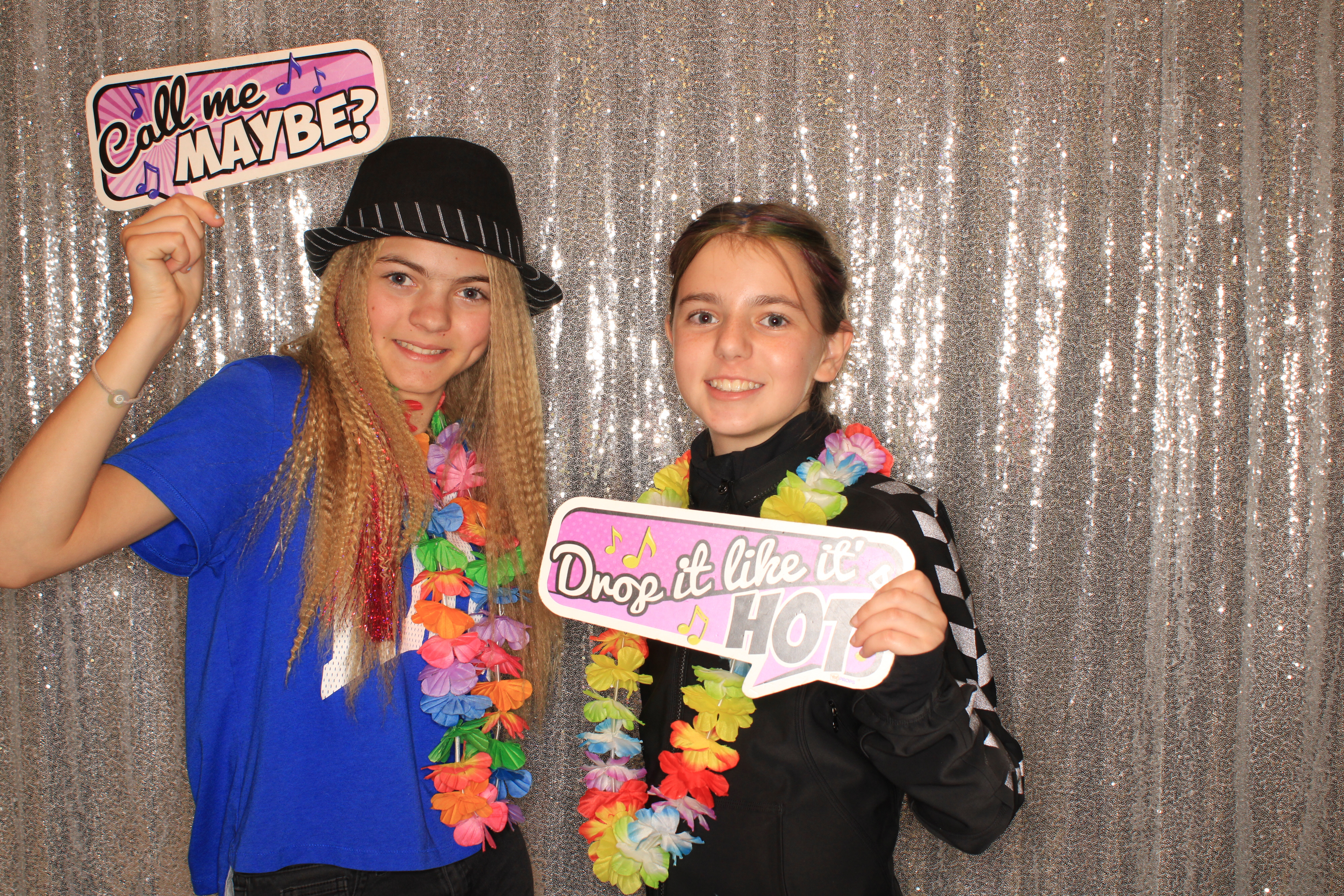 True Girl Tour | View more photos from the event at gallery.photoboothbillings.com/u/PhotoBoothBillings/True-Girl-Tour