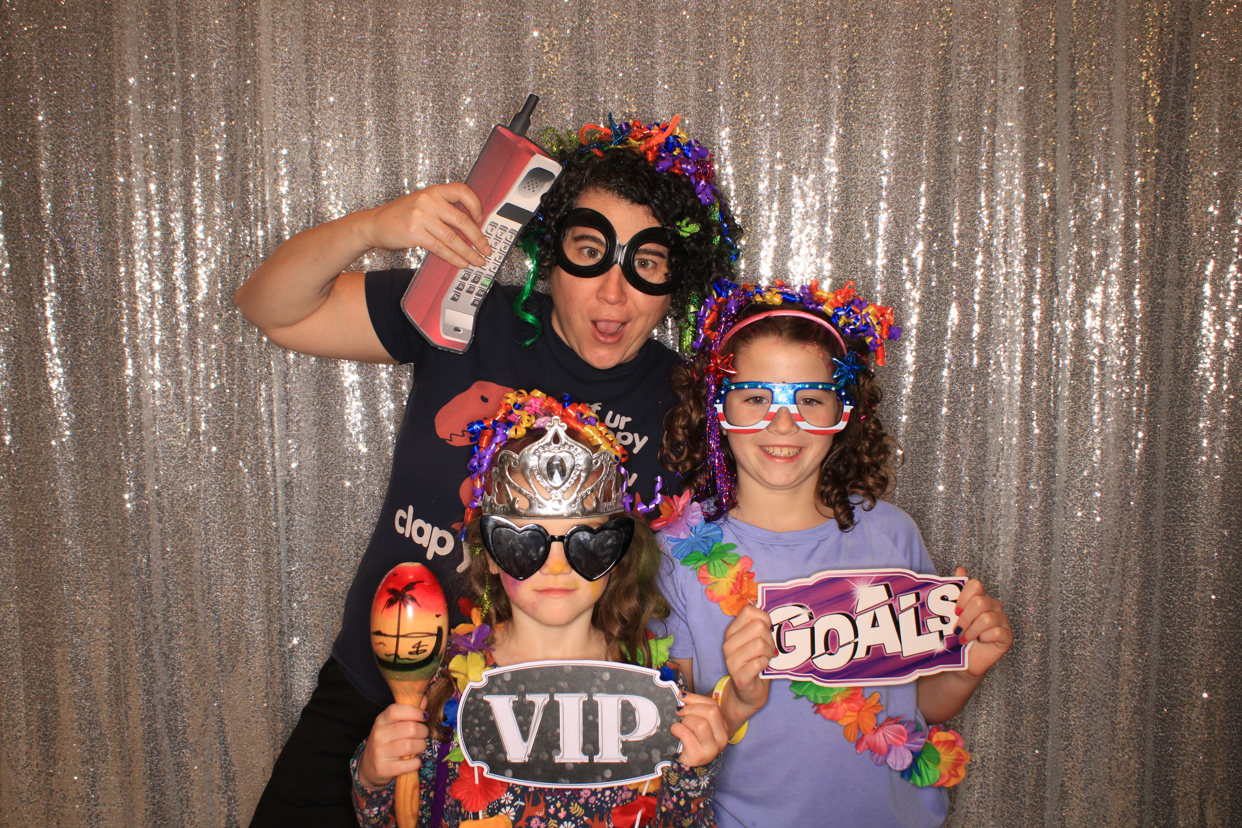 True Girl Tour | View more photos from the event at gallery.photoboothbillings.com/u/PhotoBoothBillings/True-Girl-Tour