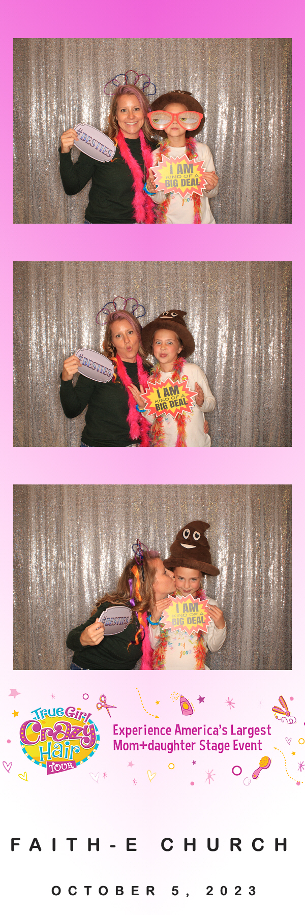 True Girl Tour | View more photos from the event at gallery.photoboothbillings.com/u/PhotoBoothBillings/True-Girl-Tour