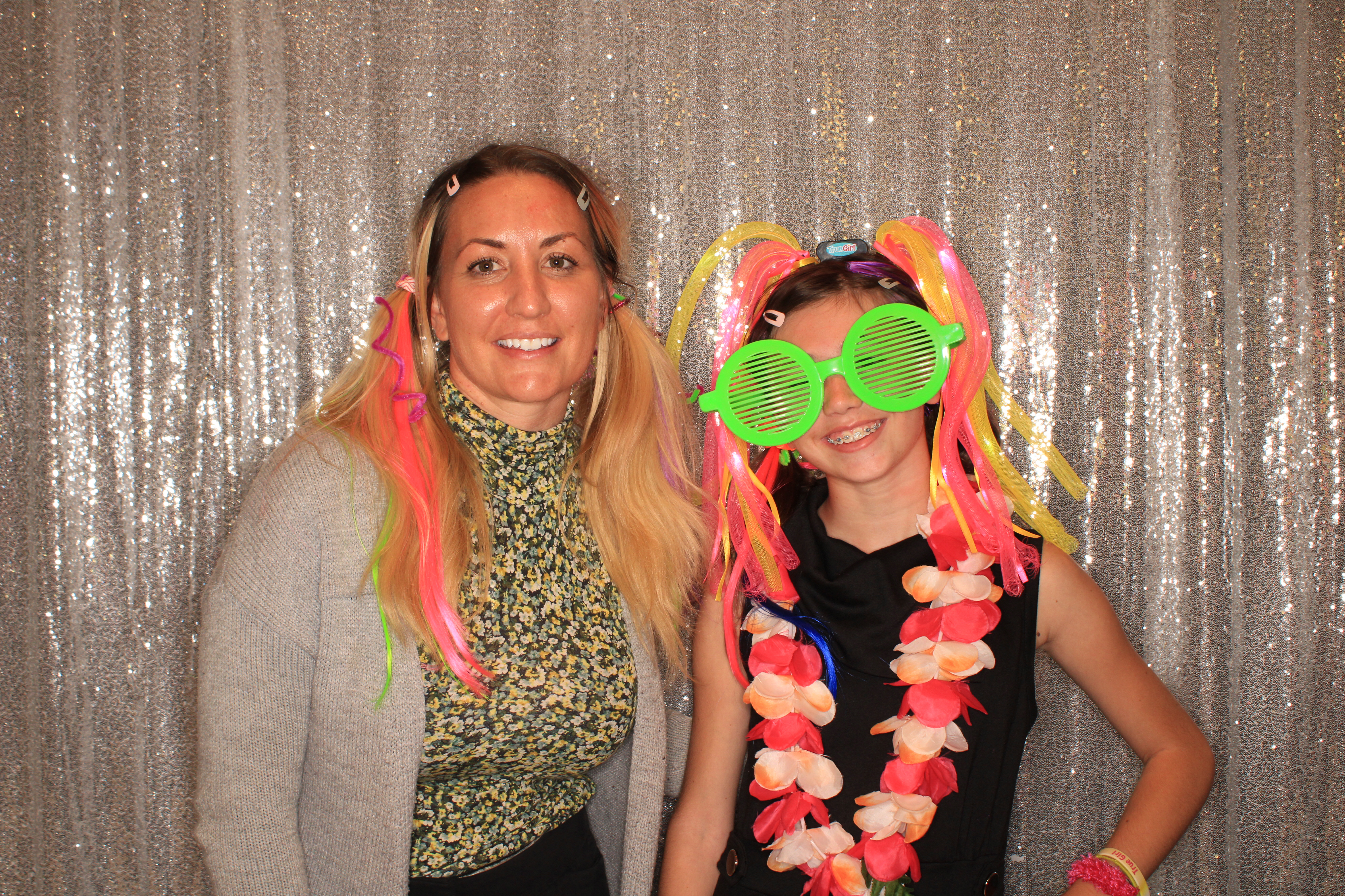 True Girl Tour | View more photos from the event at gallery.photoboothbillings.com/u/PhotoBoothBillings/True-Girl-Tour