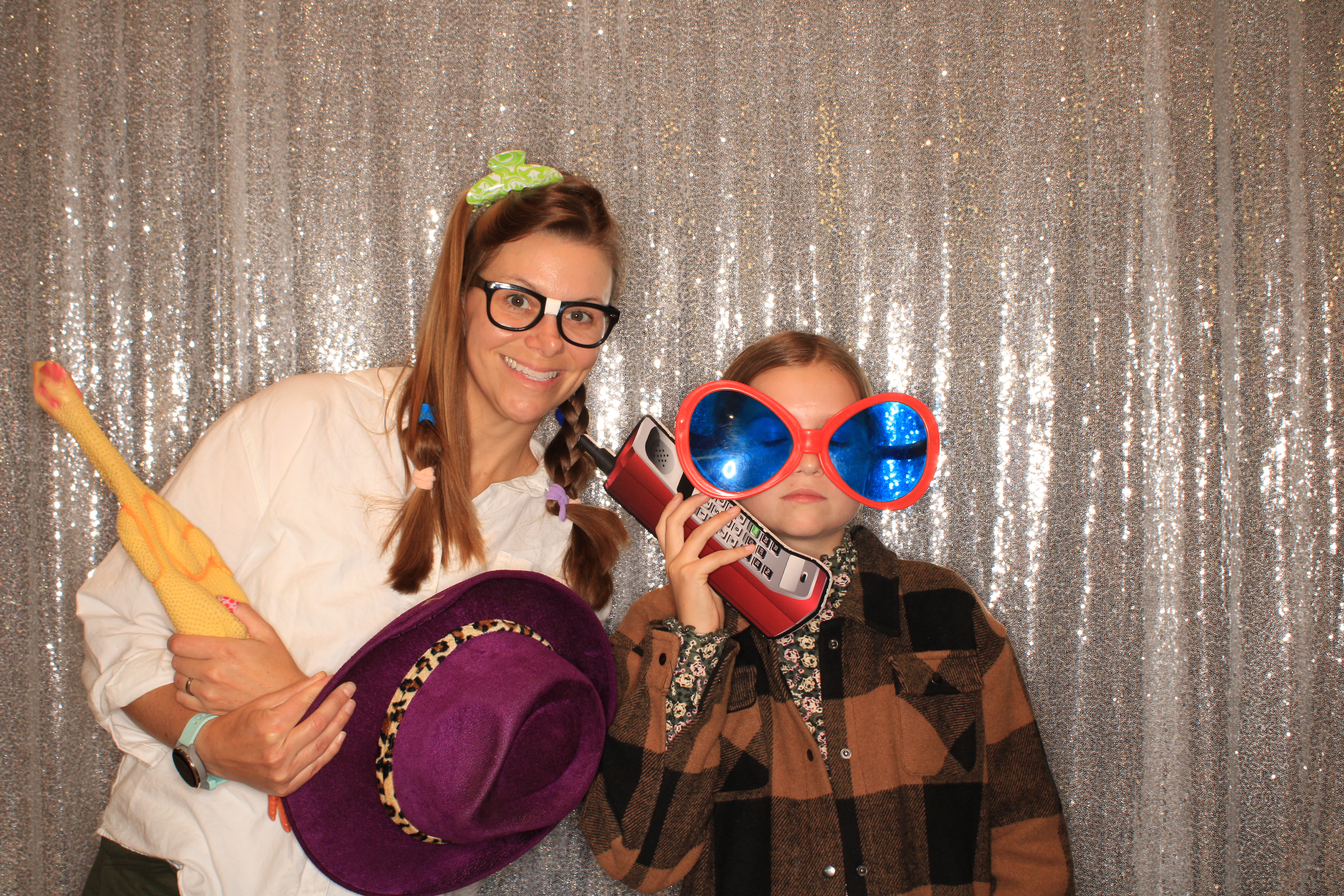 True Girl Tour | View more photos from the event at gallery.photoboothbillings.com/u/PhotoBoothBillings/True-Girl-Tour