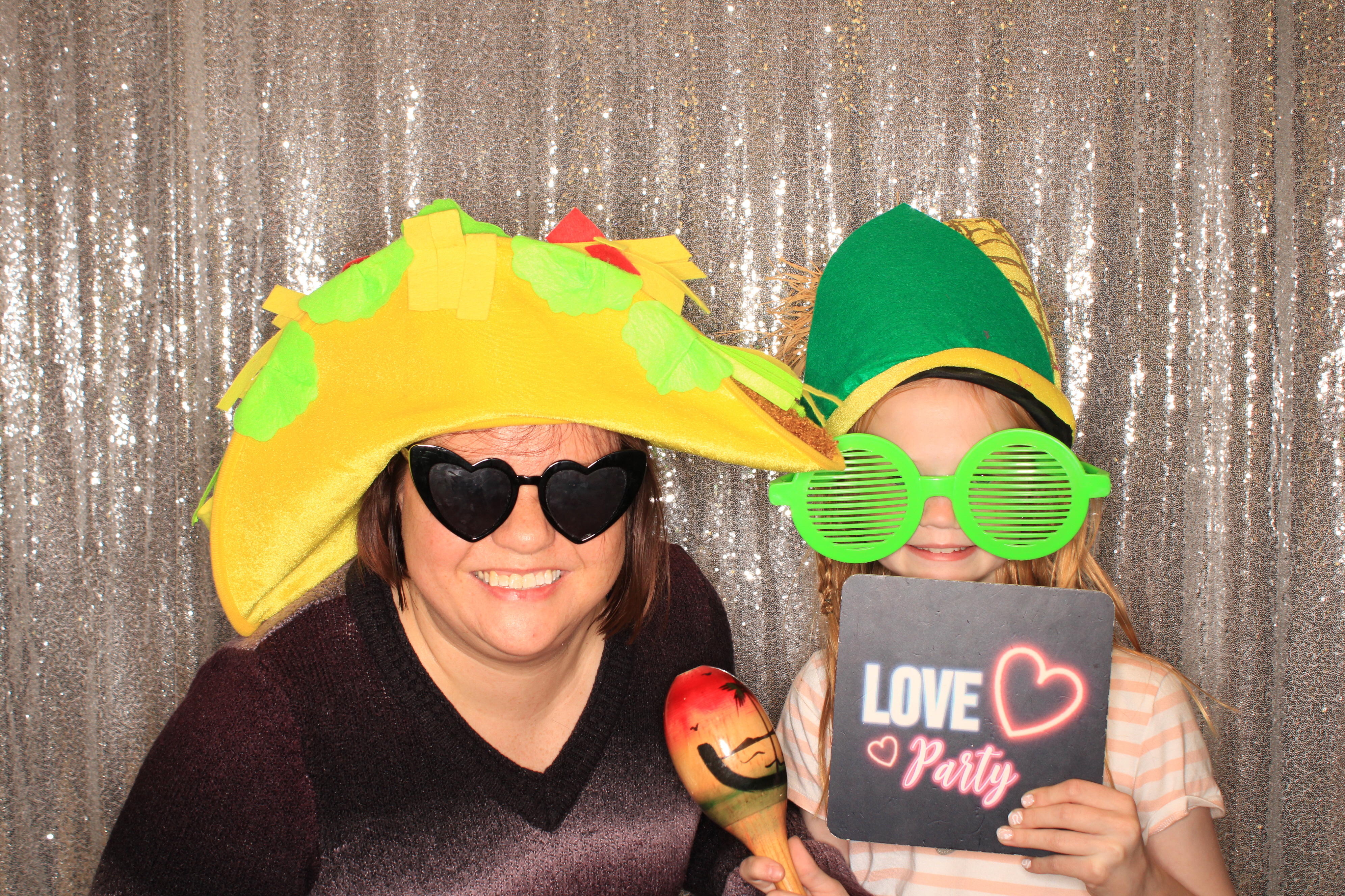 True Girl Tour | View more photos from the event at gallery.photoboothbillings.com/u/PhotoBoothBillings/True-Girl-Tour
