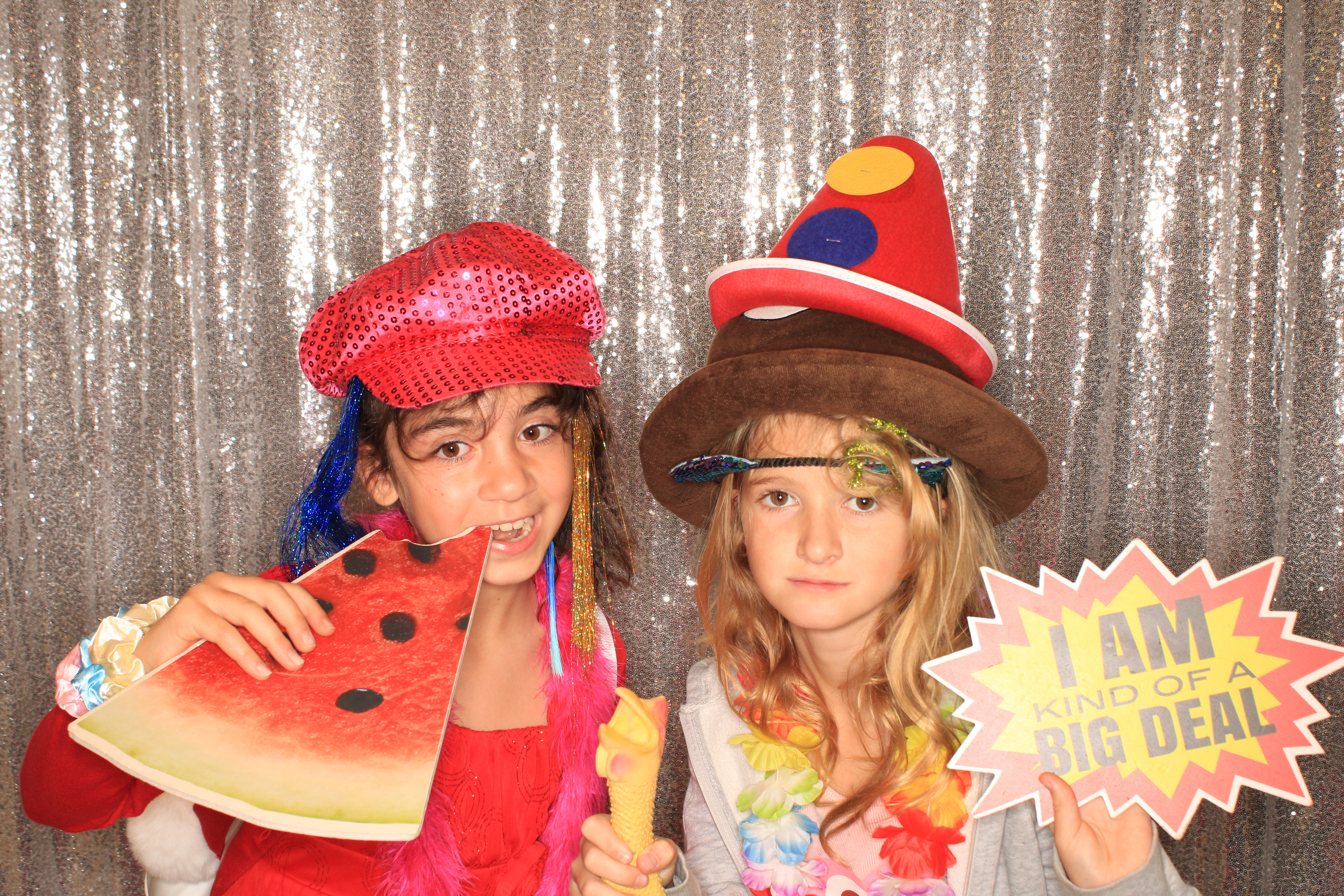 True Girl Tour | View more photos from the event at gallery.photoboothbillings.com/u/PhotoBoothBillings/True-Girl-Tour