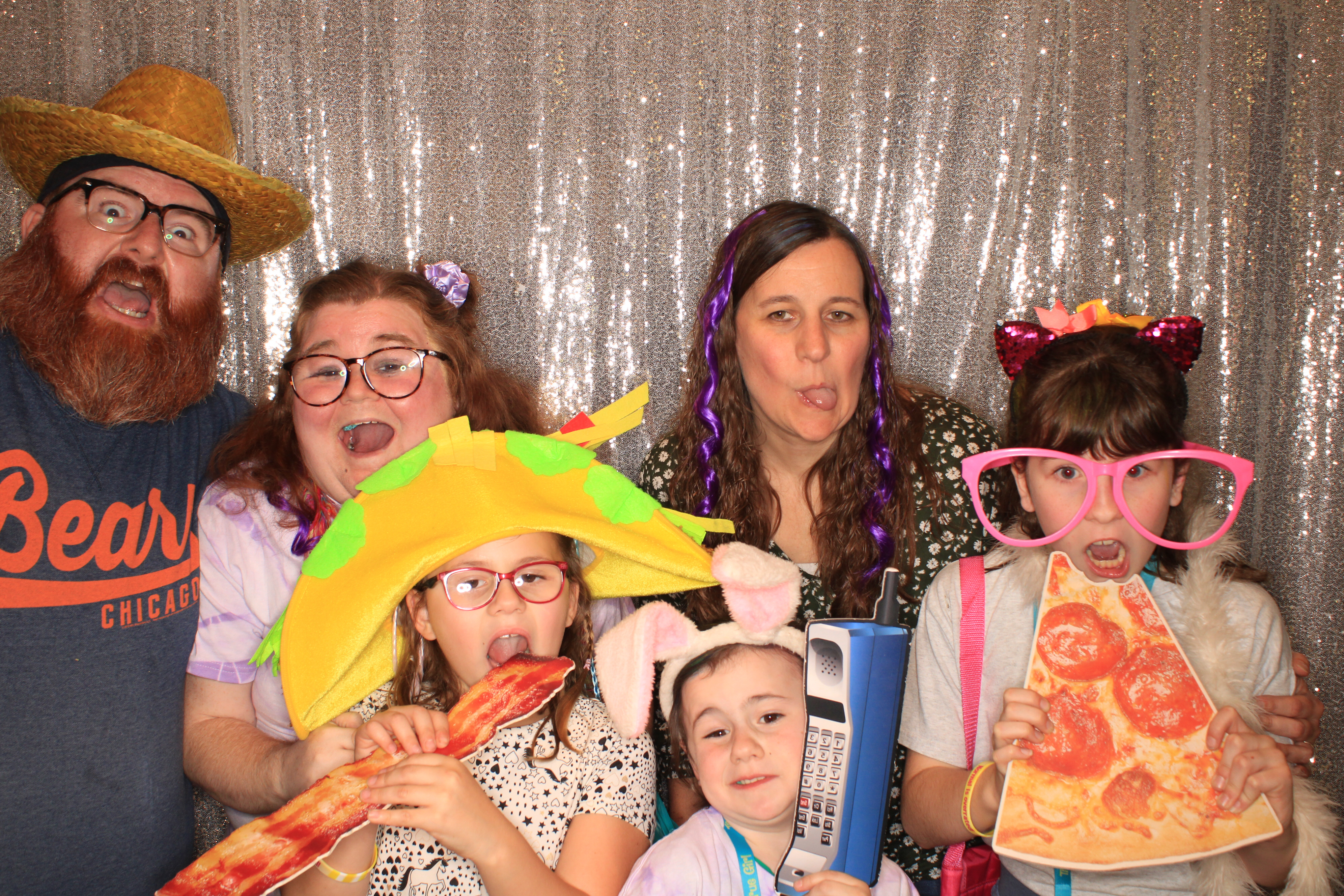 True Girl Tour | View more photos from the event at gallery.photoboothbillings.com/u/PhotoBoothBillings/True-Girl-Tour