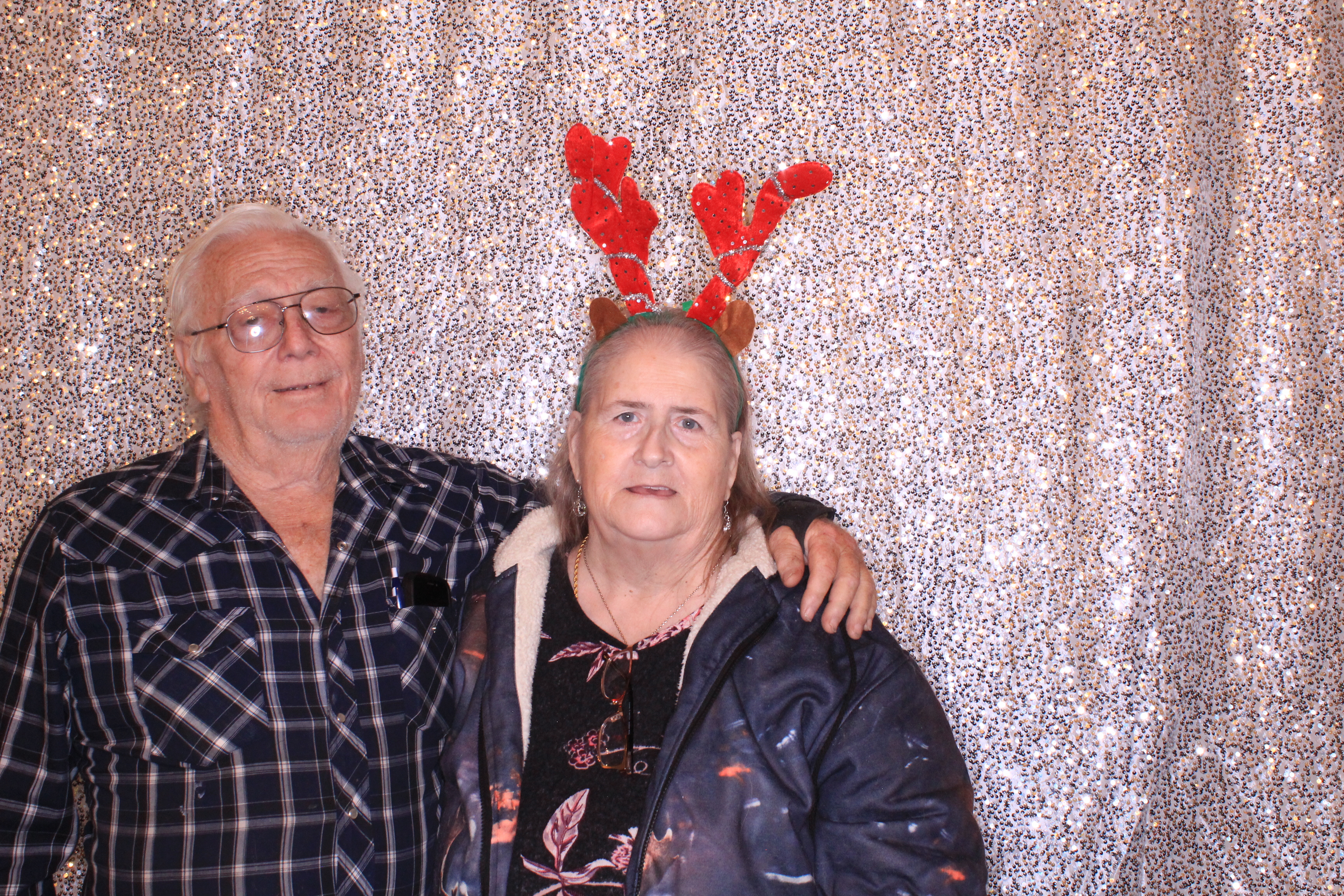 VNN Holiday Party | View more photos from the event at gallery.photoboothbillings.com/u/PhotoBoothBillings/VNN-Holiday-Party
