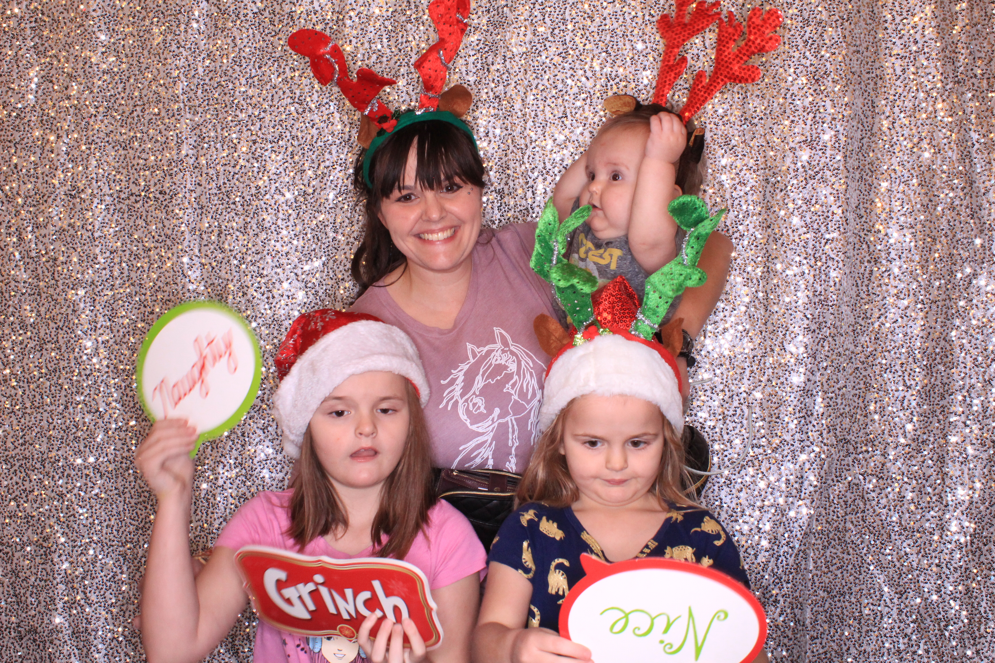 VNN Holiday Party | View more photos from the event at gallery.photoboothbillings.com/u/PhotoBoothBillings/VNN-Holiday-Party