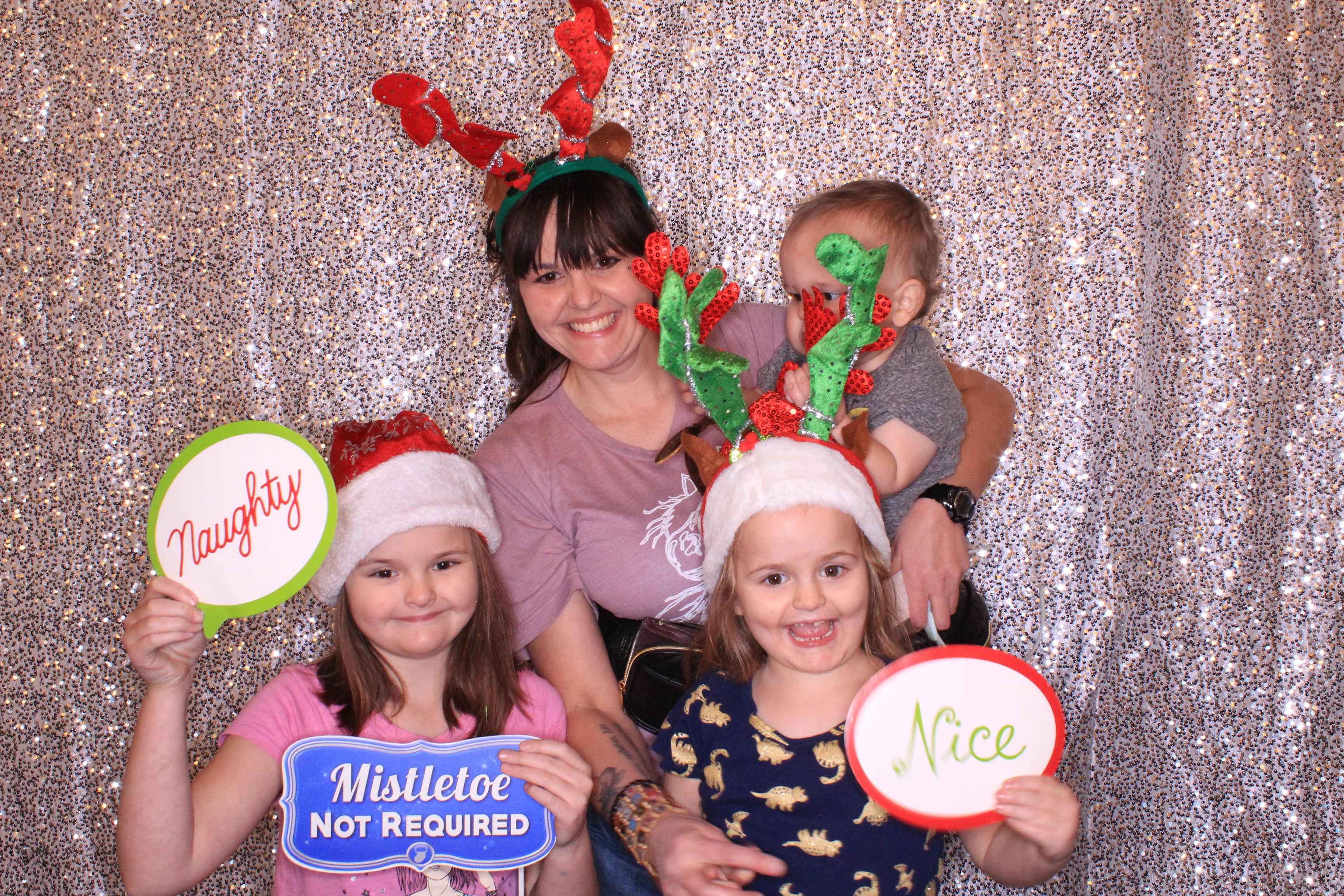 VNN Holiday Party | View more photos from the event at gallery.photoboothbillings.com/u/PhotoBoothBillings/VNN-Holiday-Party