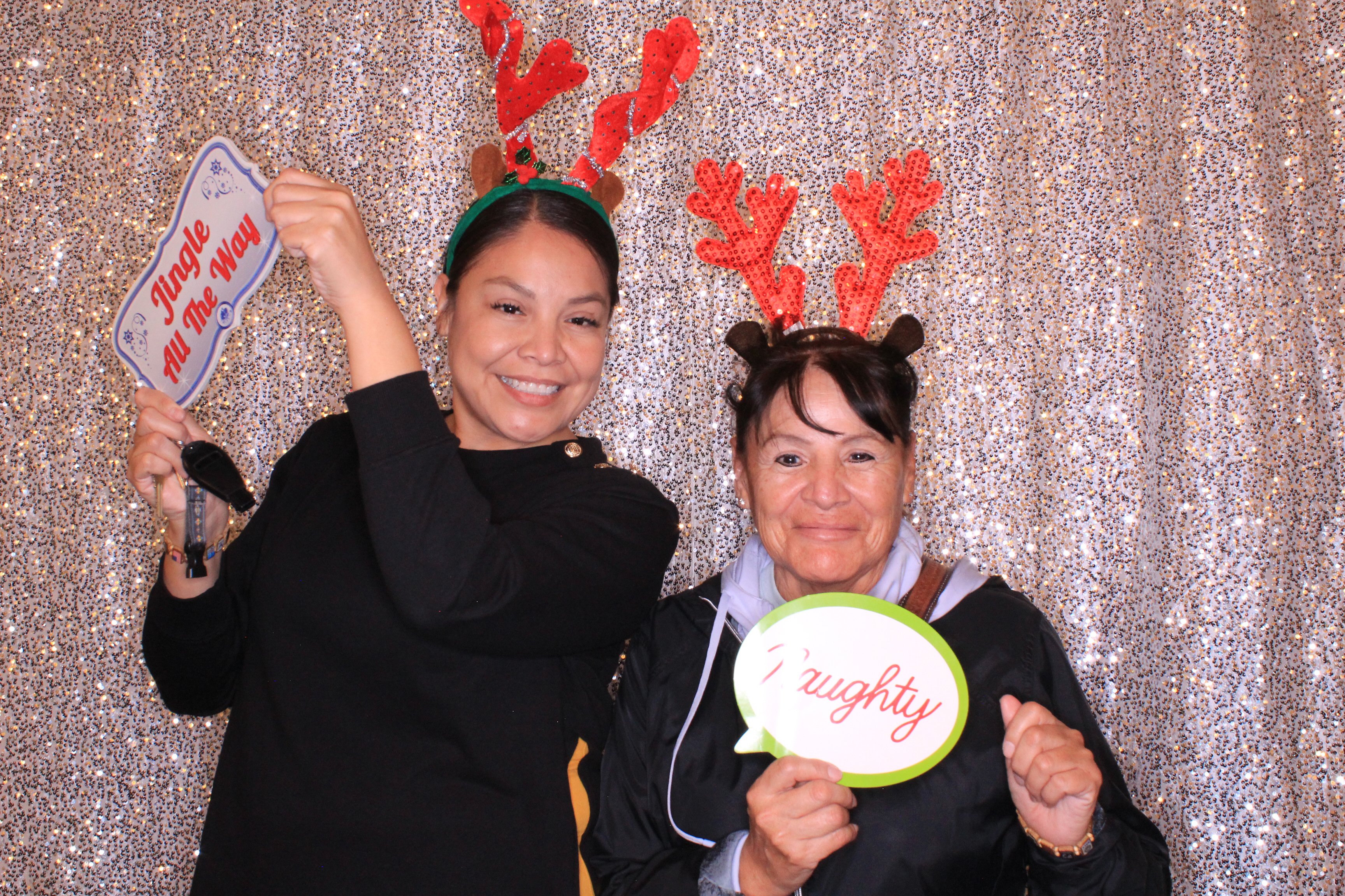 VNN Holiday Party | View more photos from the event at gallery.photoboothbillings.com/u/PhotoBoothBillings/VNN-Holiday-Party