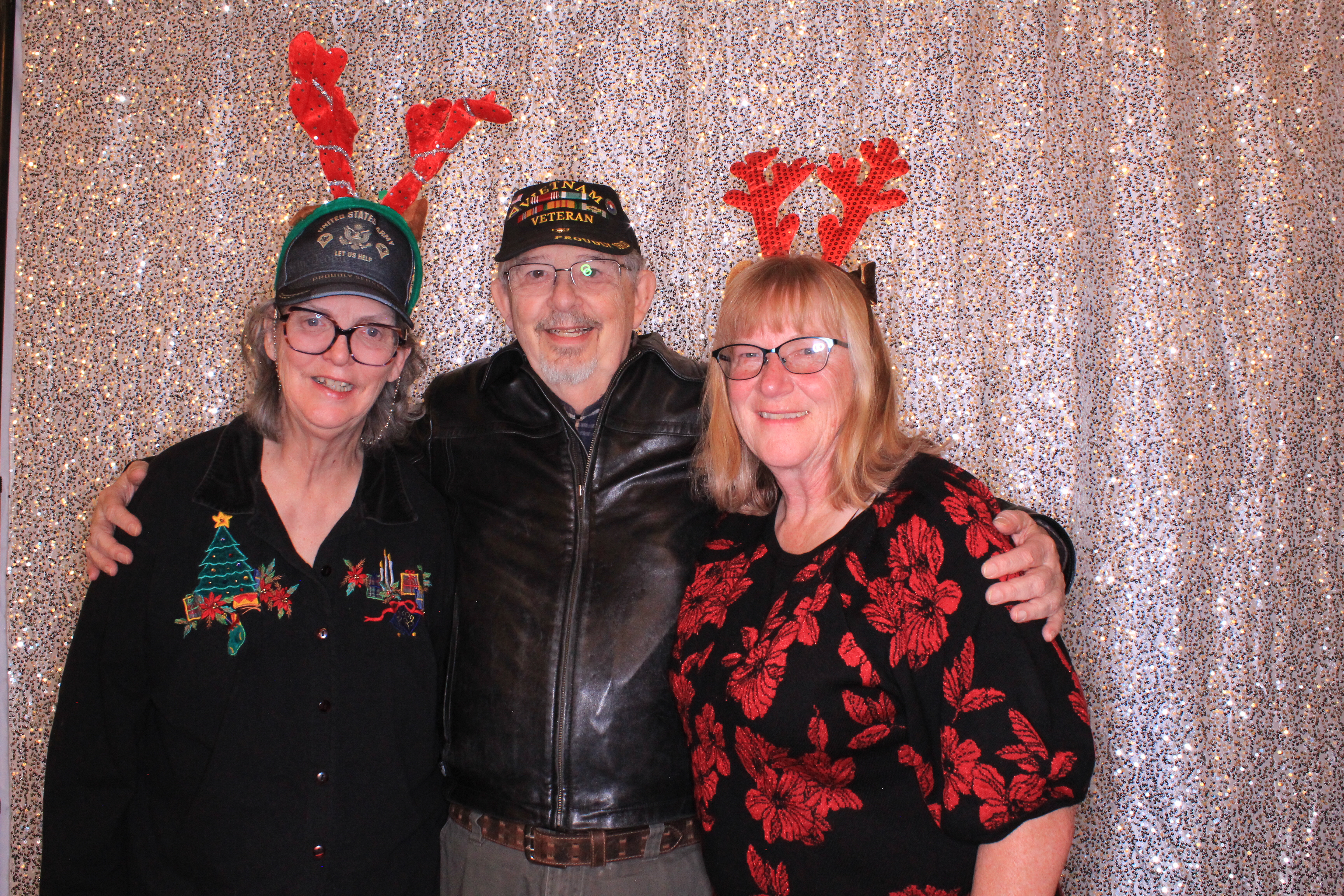 VNN Holiday Party | View more photos from the event at gallery.photoboothbillings.com/u/PhotoBoothBillings/VNN-Holiday-Party