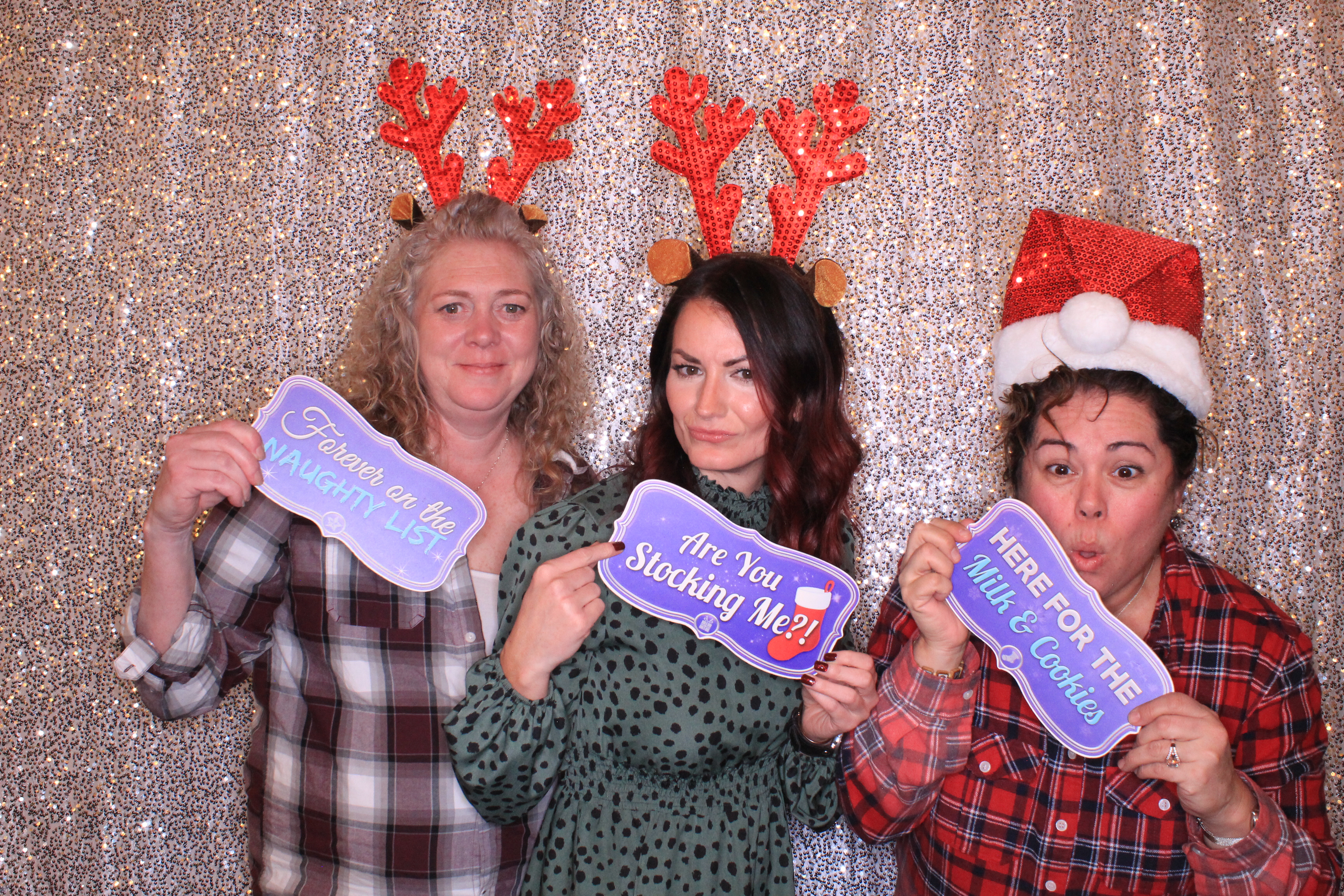VNN Holiday Party | View more photos from the event at gallery.photoboothbillings.com/u/PhotoBoothBillings/VNN-Holiday-Party