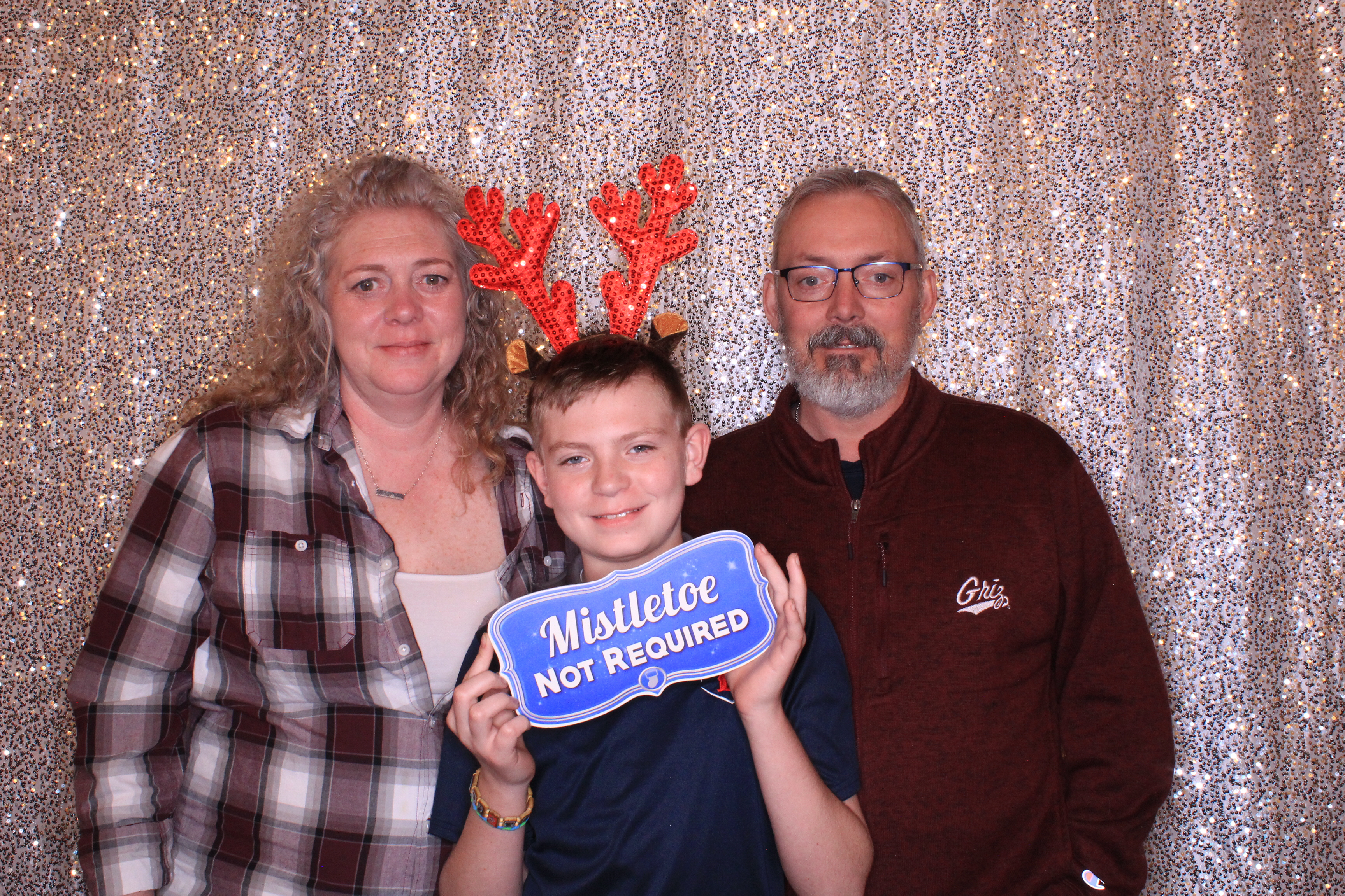 VNN Holiday Party | View more photos from the event at gallery.photoboothbillings.com/u/PhotoBoothBillings/VNN-Holiday-Party