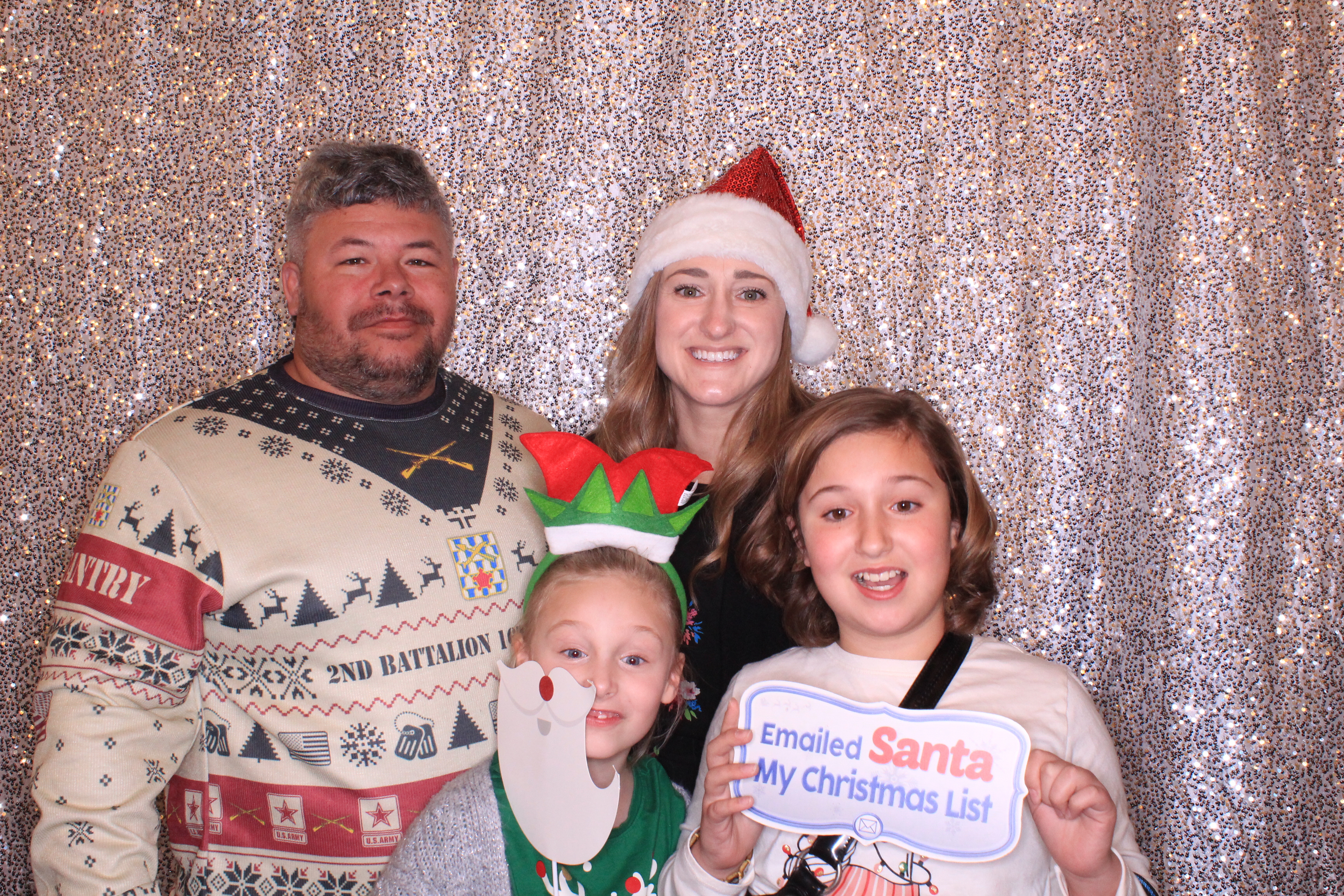 VNN Holiday Party | View more photos from the event at gallery.photoboothbillings.com/u/PhotoBoothBillings/VNN-Holiday-Party