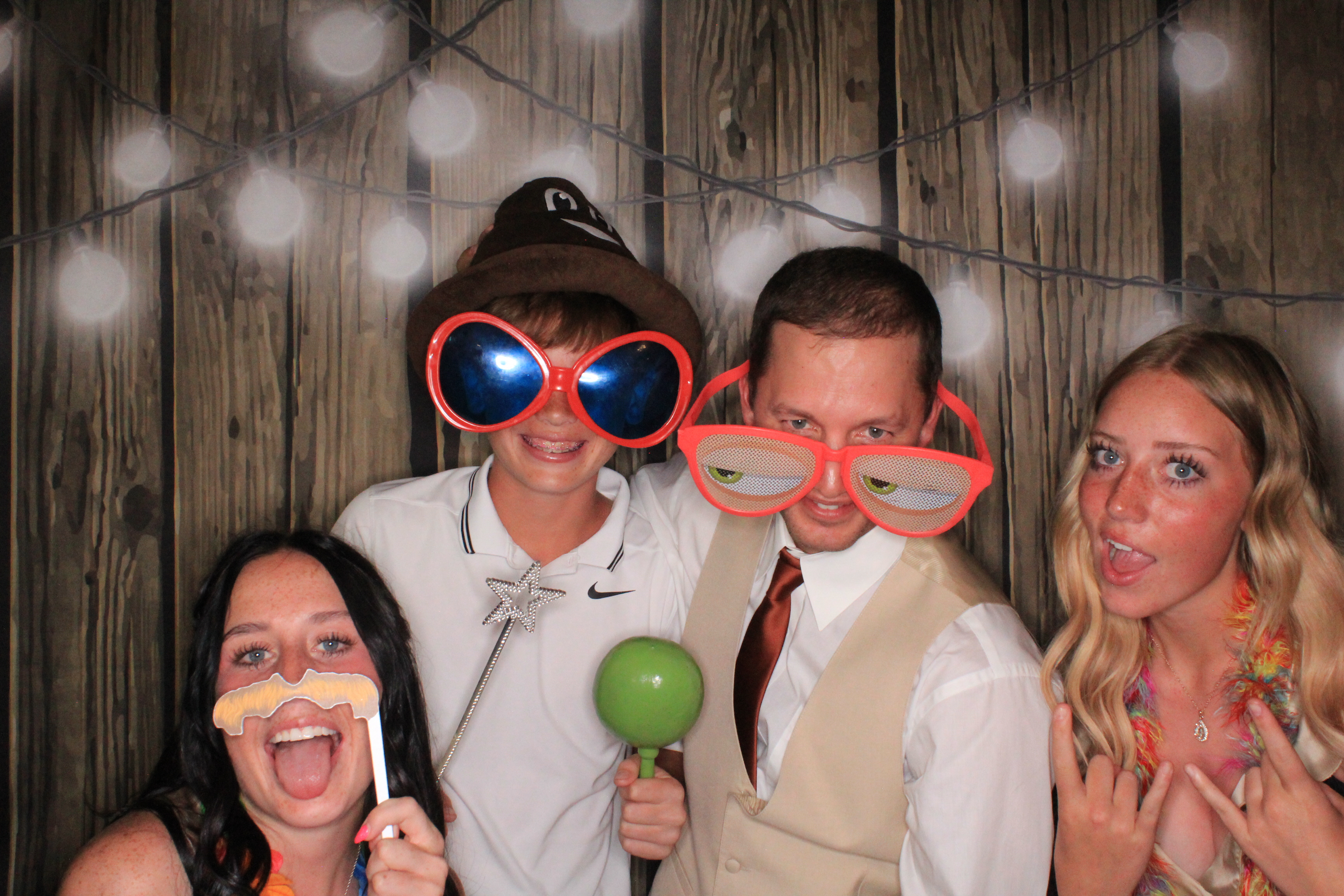 Wilson Wedding | View more photos from the event at gallery.photoboothbillings.com/u/PhotoBoothBillings/Wilson-Wedding