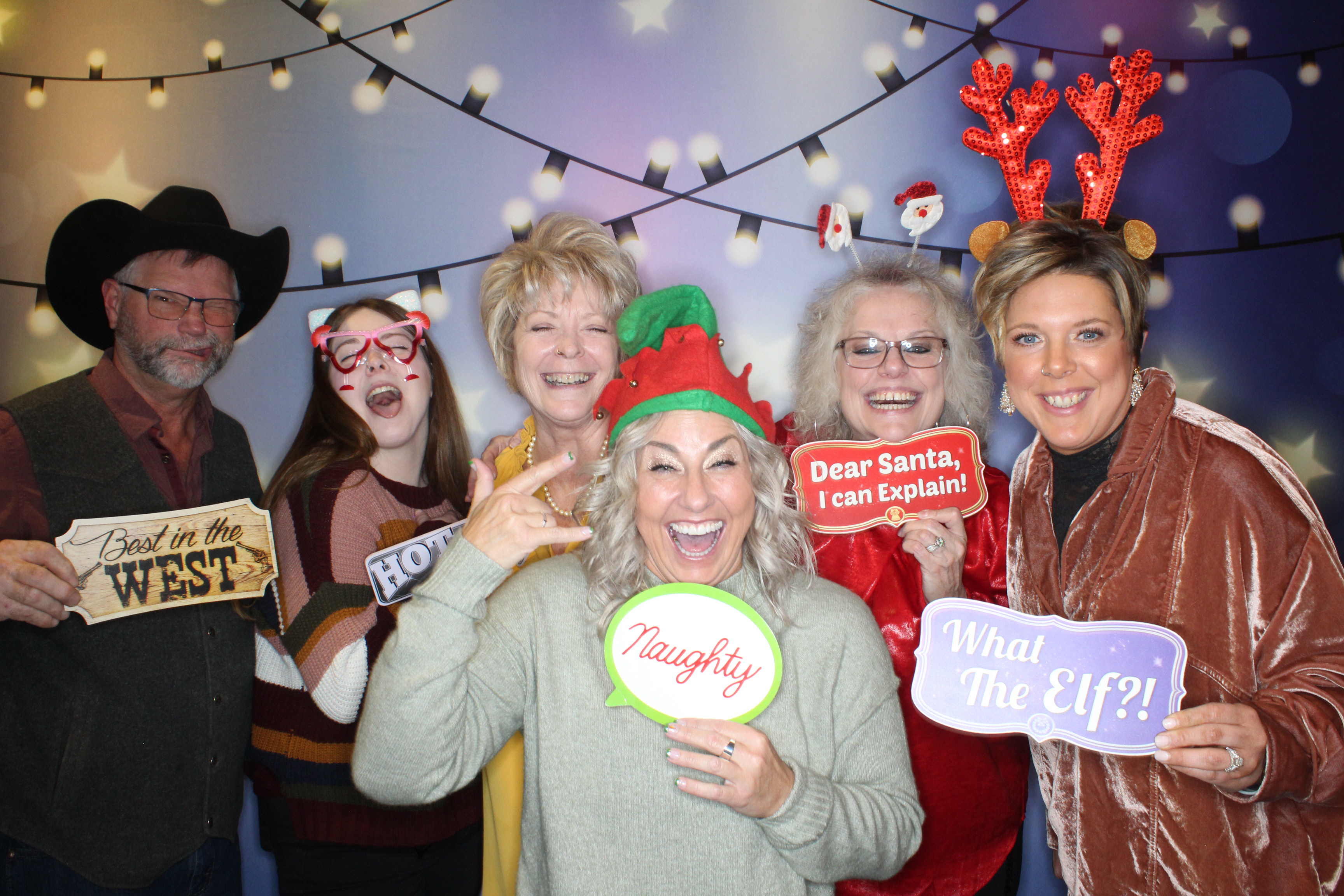 ACHM Holiday Party | View more photos from the event at gallery.photoboothbillings.com/u/PhotoBoothBillings/ACHM-Holiday-Party