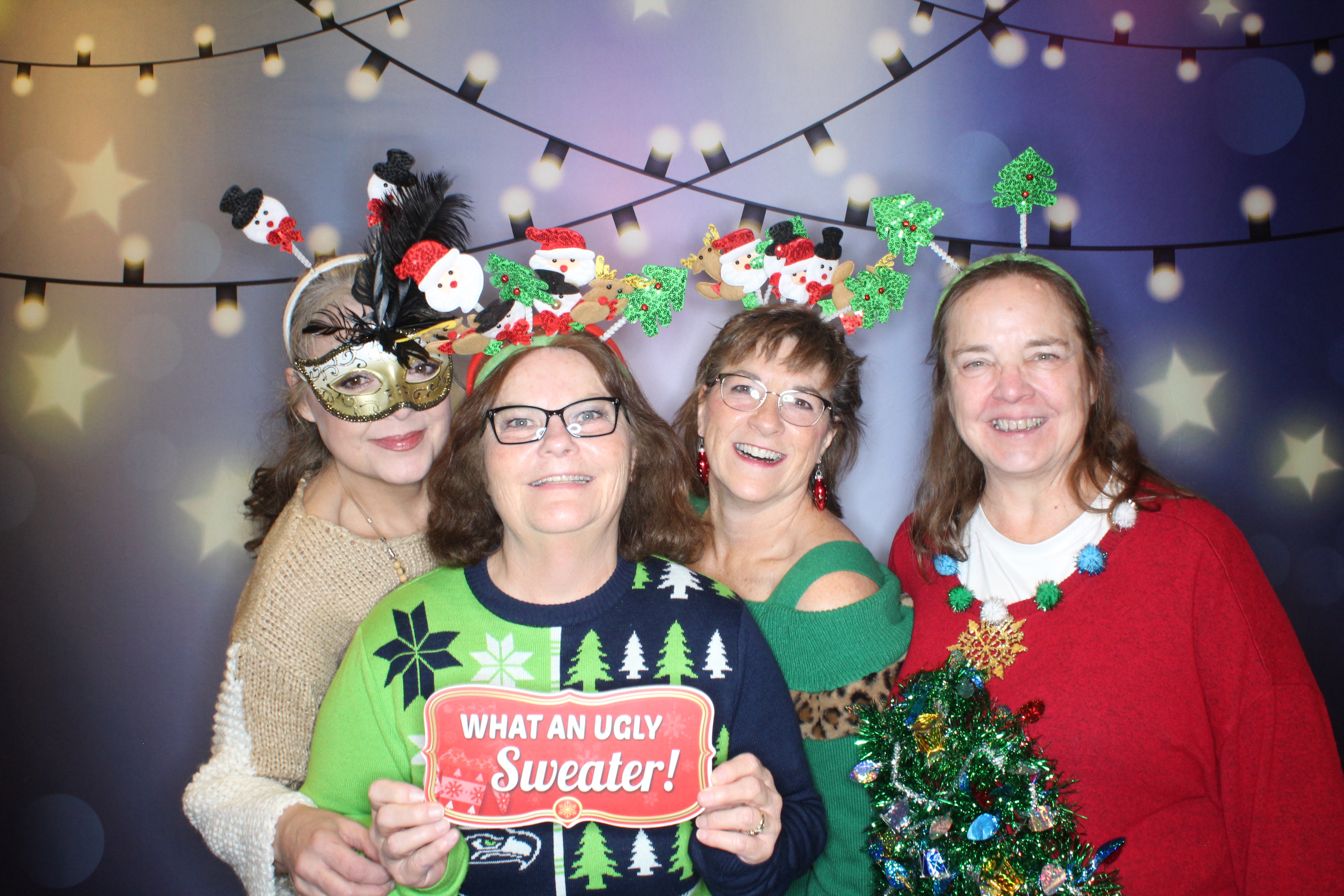 ACHM Holiday Party | View more photos from the event at gallery.photoboothbillings.com/u/PhotoBoothBillings/ACHM-Holiday-Party