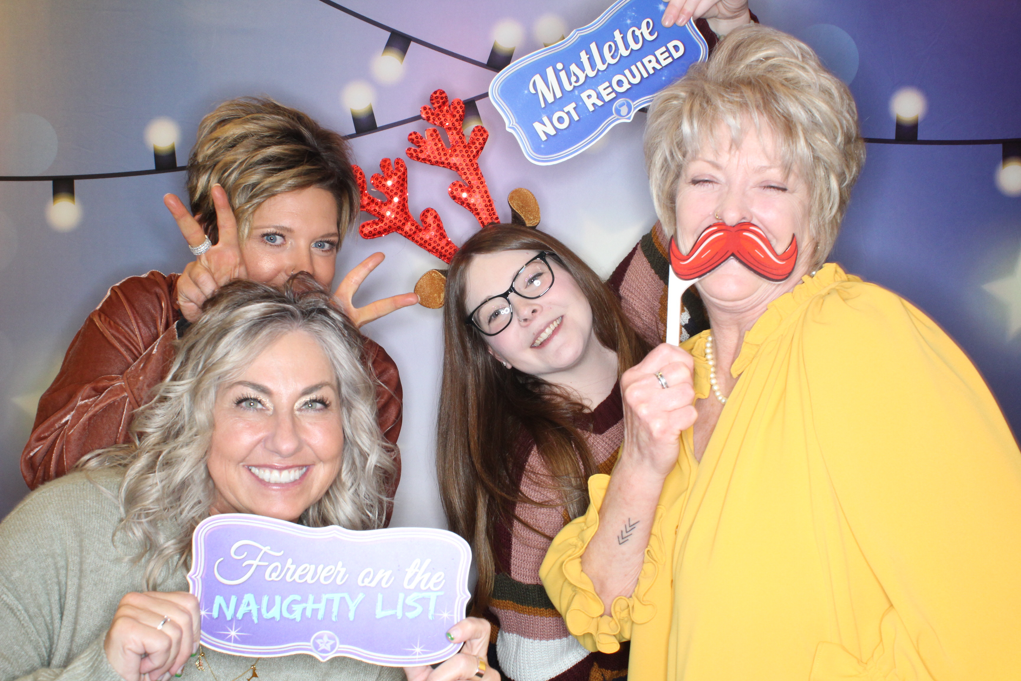 ACHM Holiday Party | View more photos from the event at gallery.photoboothbillings.com/u/PhotoBoothBillings/ACHM-Holiday-Party