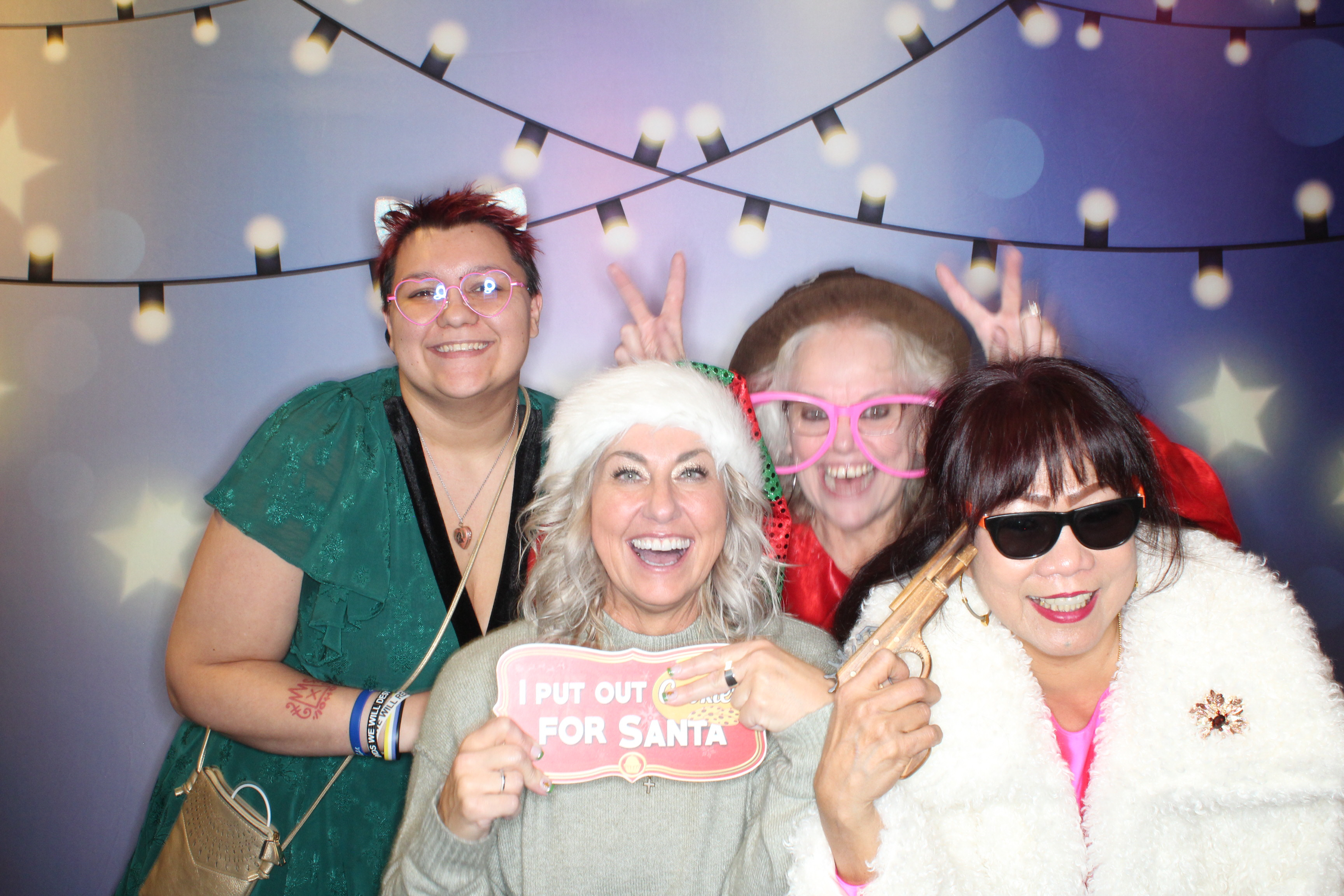ACHM Holiday Party | View more photos from the event at gallery.photoboothbillings.com/u/PhotoBoothBillings/ACHM-Holiday-Party
