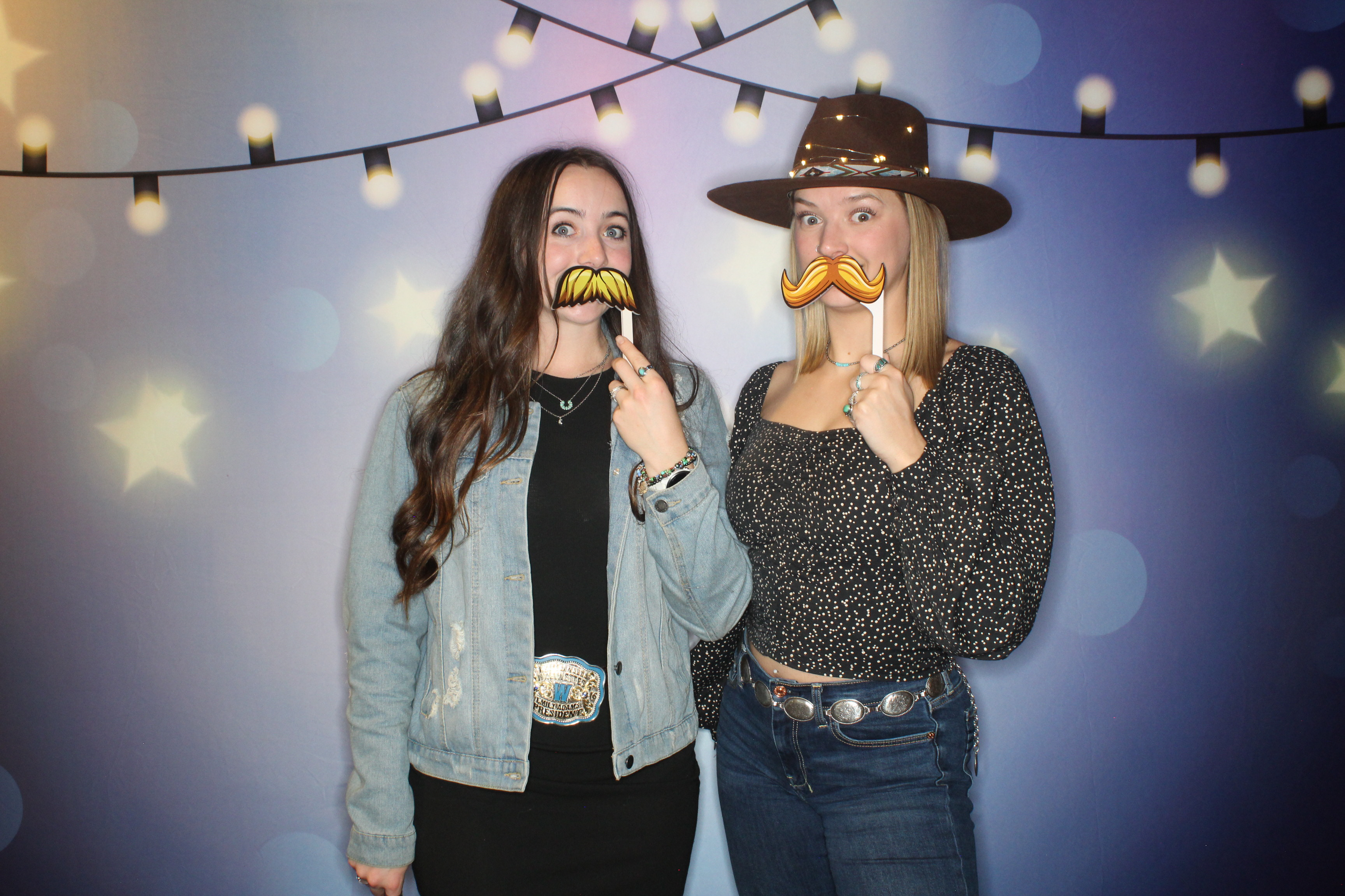 ACHM Holiday Party | View more photos from the event at gallery.photoboothbillings.com/u/PhotoBoothBillings/ACHM-Holiday-Party