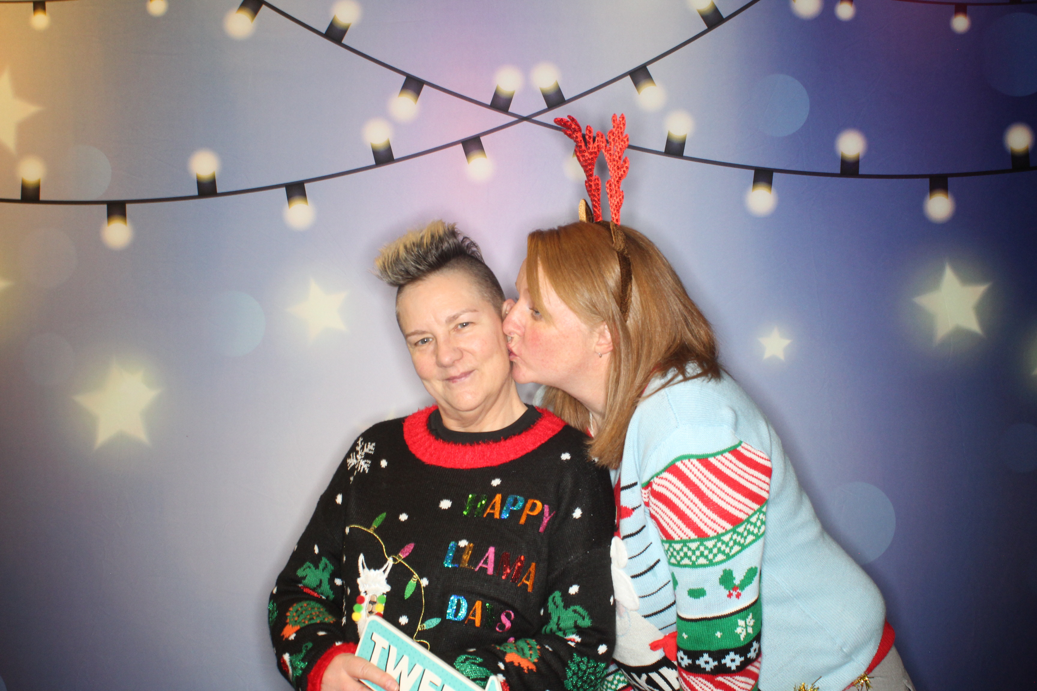 ACHM Holiday Party | View more photos from the event at gallery.photoboothbillings.com/u/PhotoBoothBillings/ACHM-Holiday-Party