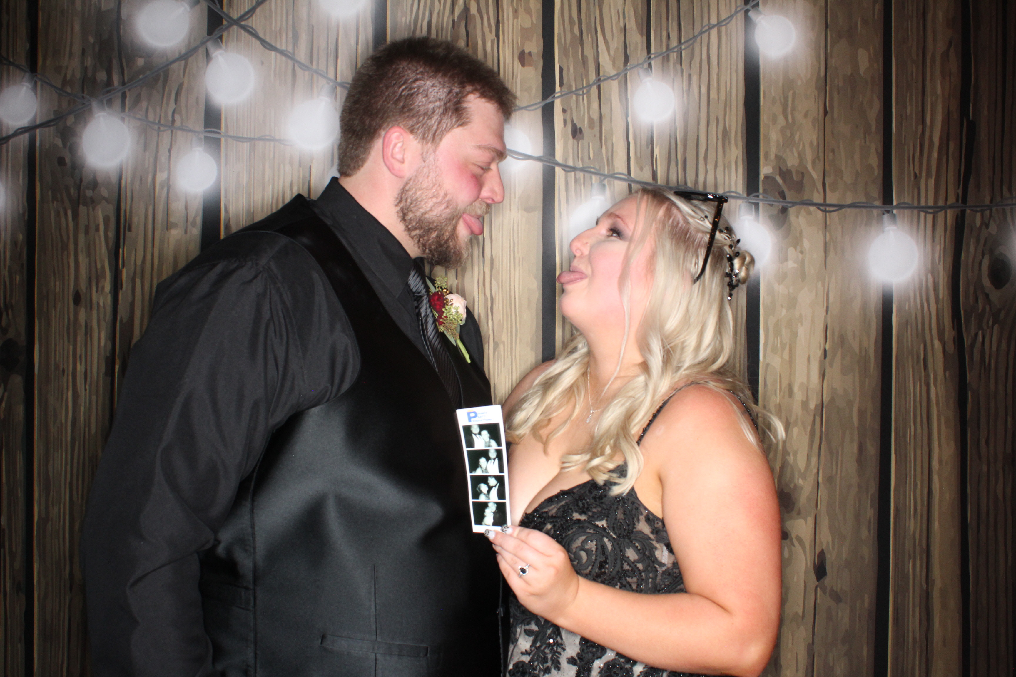 Abbie and Blade | View more photos from the event at gallery.photoboothbillings.com/u/PhotoBoothBillings/Abbie-and-Blade