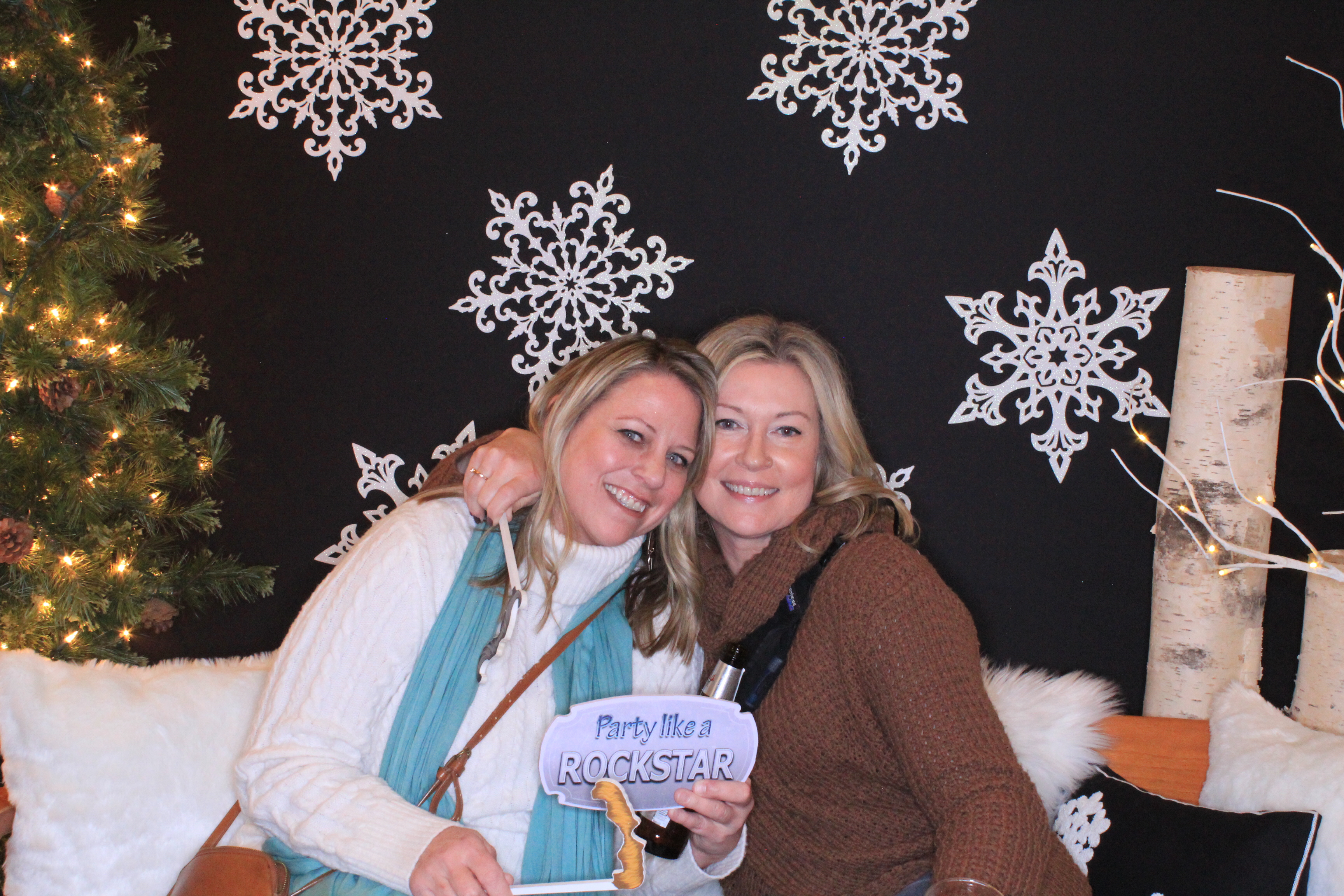 Air Control | View more photos from the event at gallery.photoboothbillings.com/u/PhotoBoothBillings/Air-Control