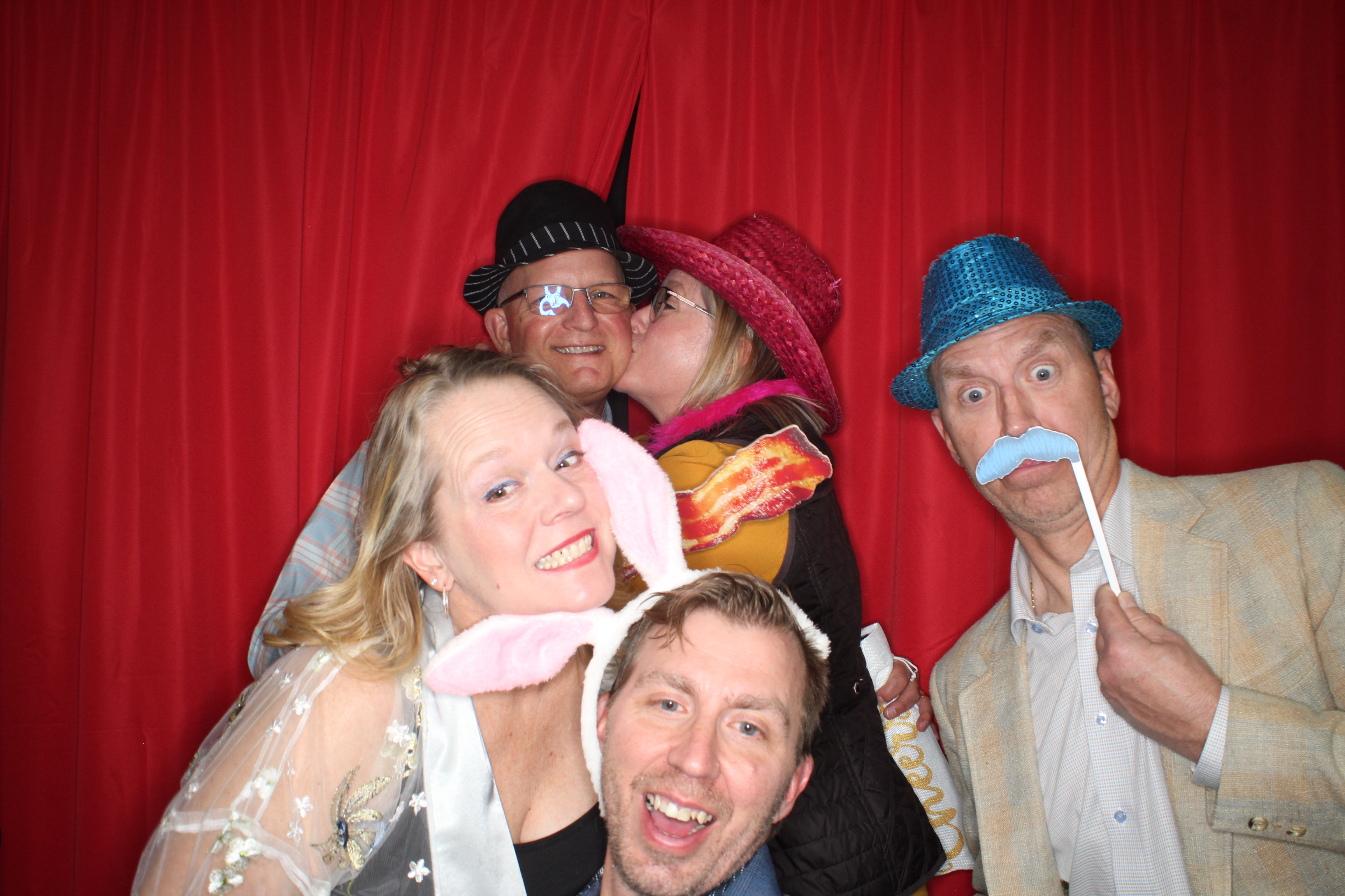 Bite Nite | View more photos from the event at gallery.photoboothbillings.com/u/PhotoBoothBillings/Bite-Nite