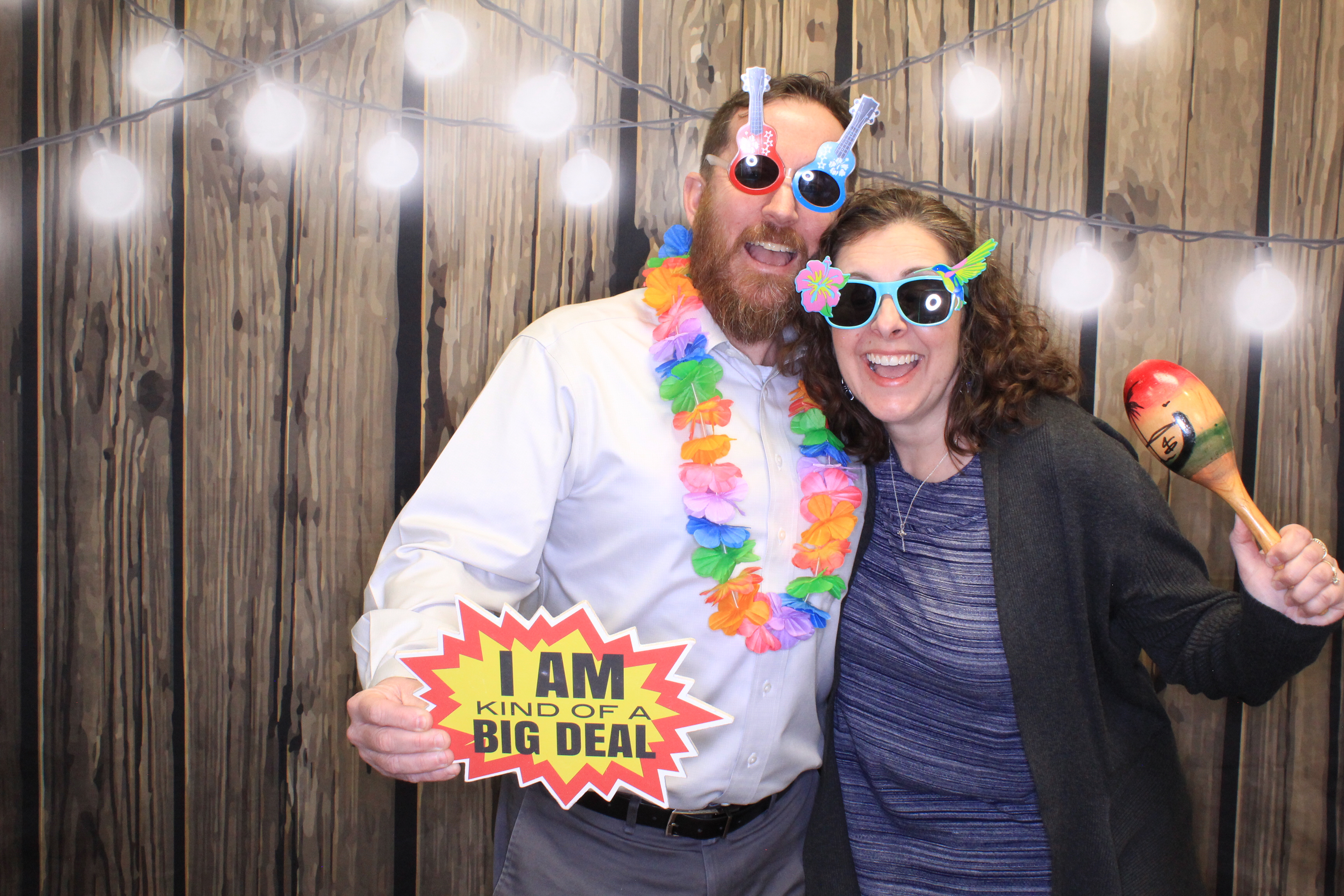 Cheeseburger in Paradise | View more photos from the event at gallery.photoboothbillings.com/u/PhotoBoothBillings/Cheeseburger-in-Paradise