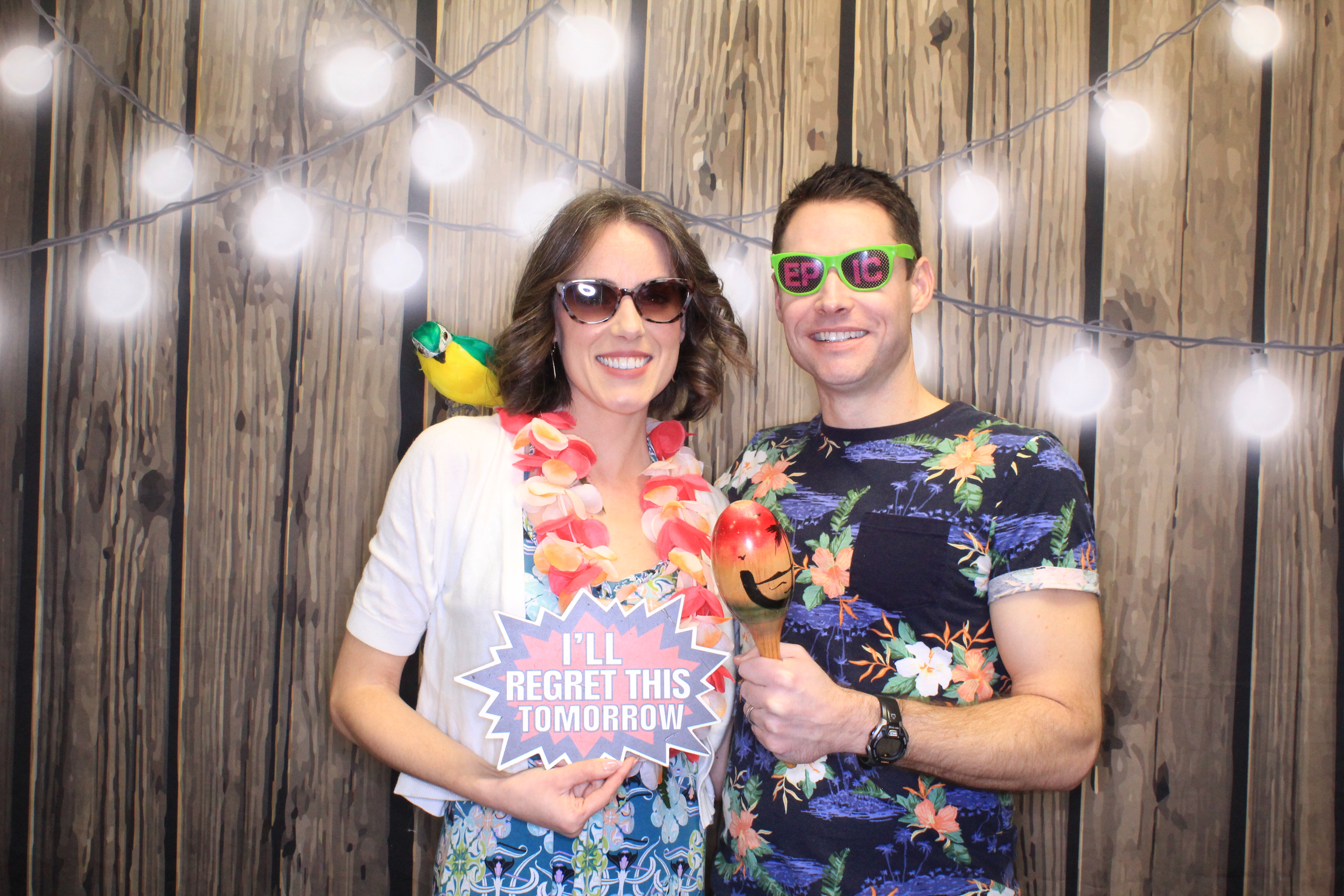 Cheeseburger in Paradise | View more photos from the event at gallery.photoboothbillings.com/u/PhotoBoothBillings/Cheeseburger-in-Paradise