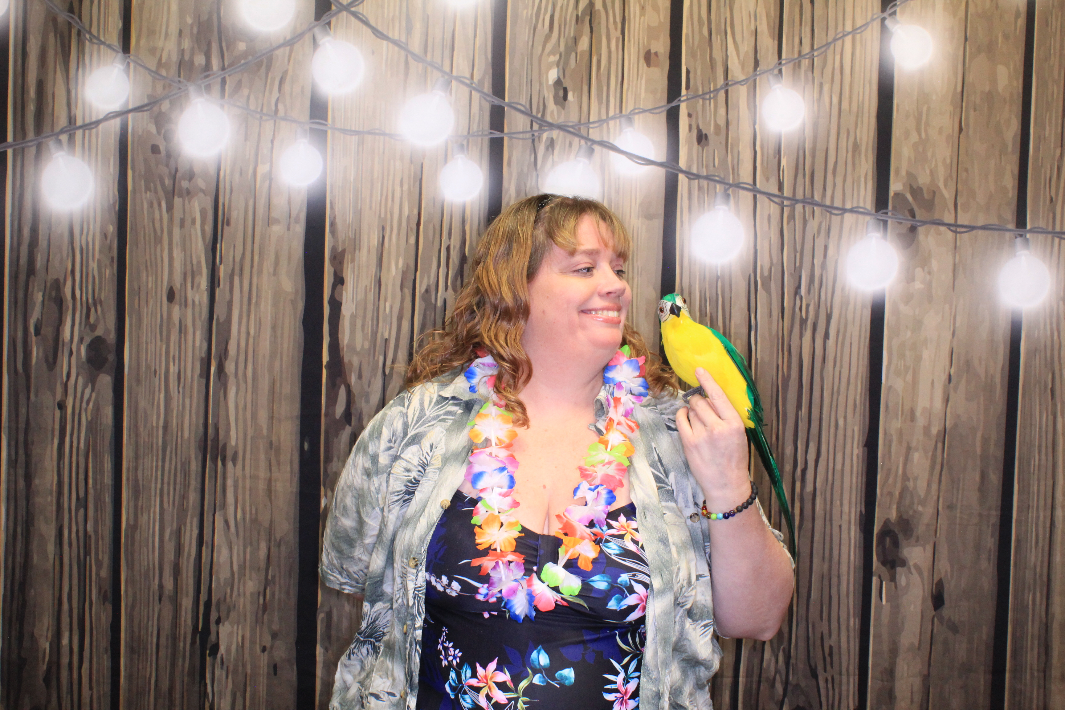 Cheeseburger in Paradise | View more photos from the event at gallery.photoboothbillings.com/u/PhotoBoothBillings/Cheeseburger-in-Paradise
