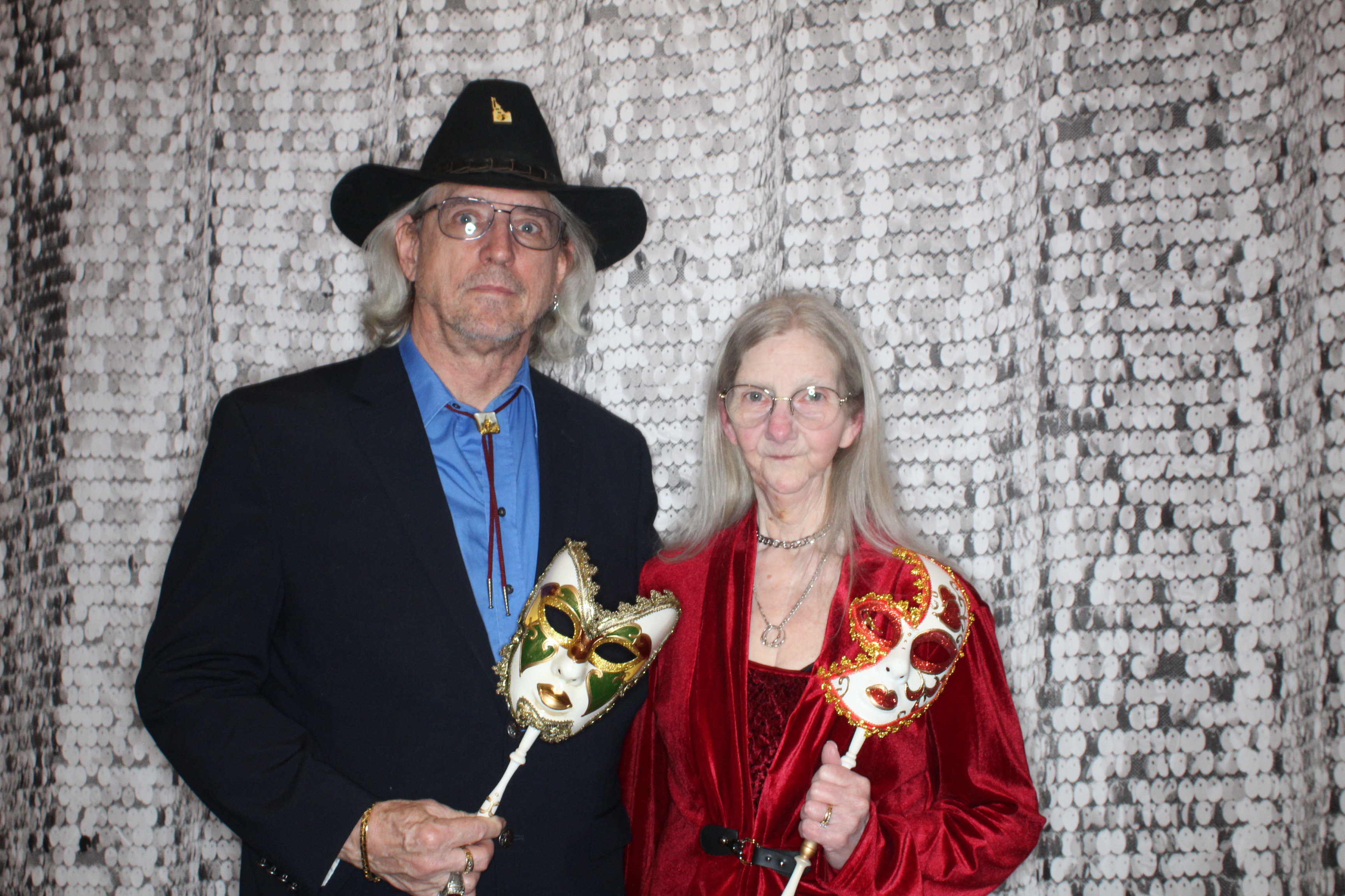 Doubletree Holiday Party | View more photos from the event at gallery.photoboothbillings.com/u/PhotoBoothBillings/Doubletree-Holiday-Party